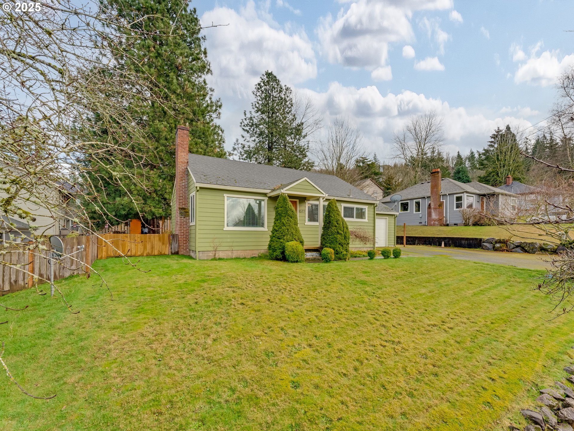 9577 SE TENINO CT