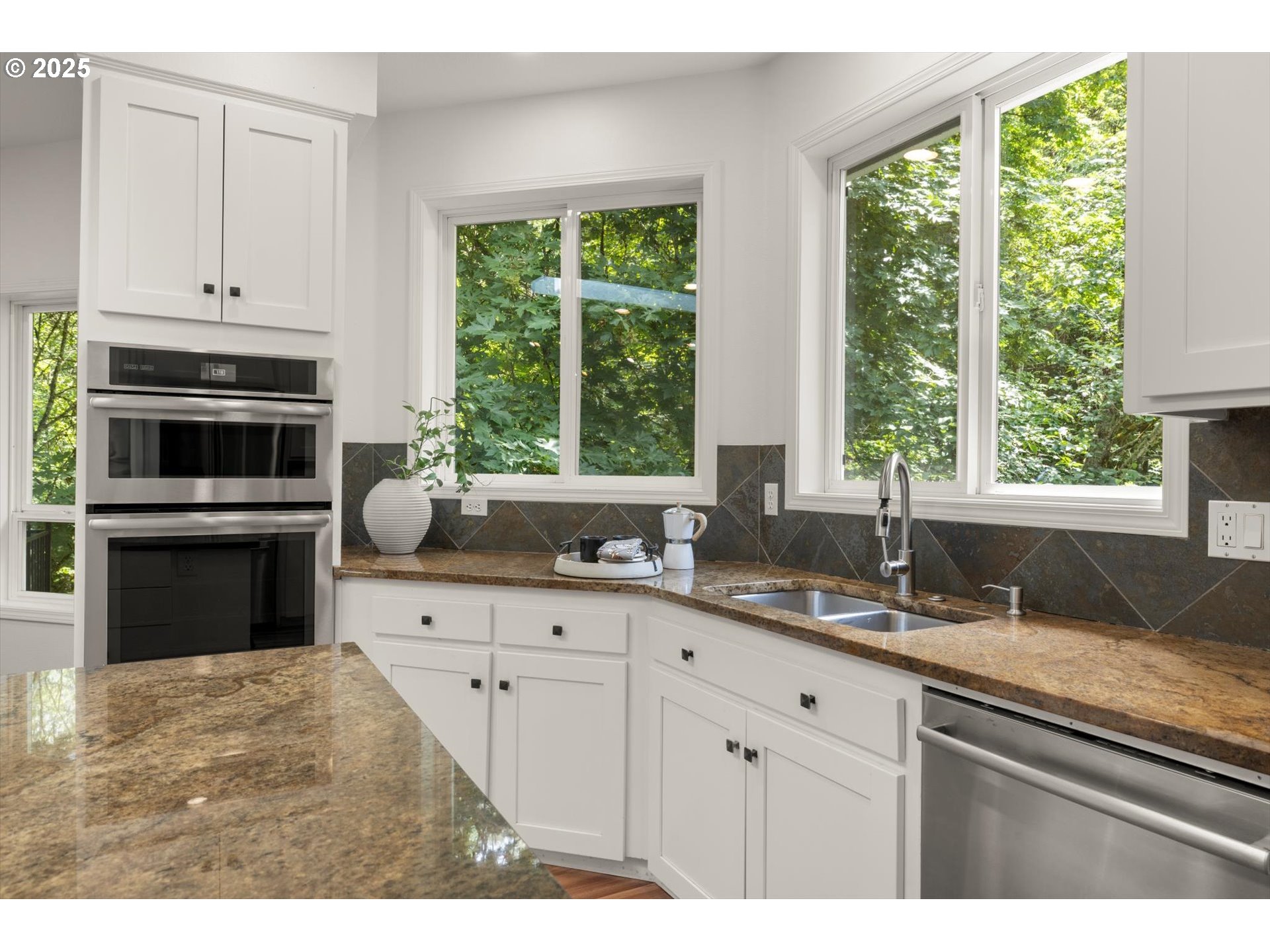 1911 NW NORFOLK CT