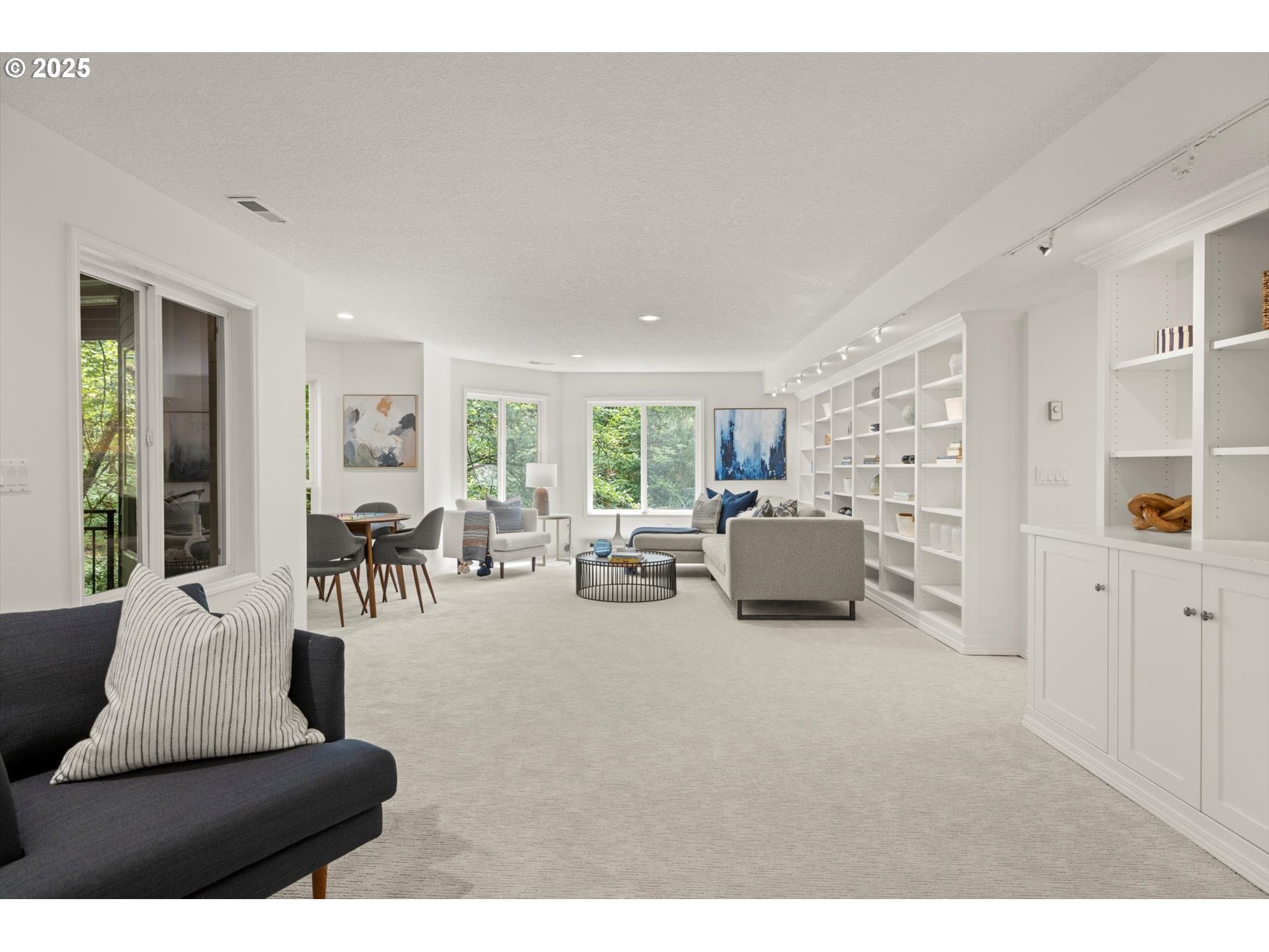1911 NW NORFOLK CT