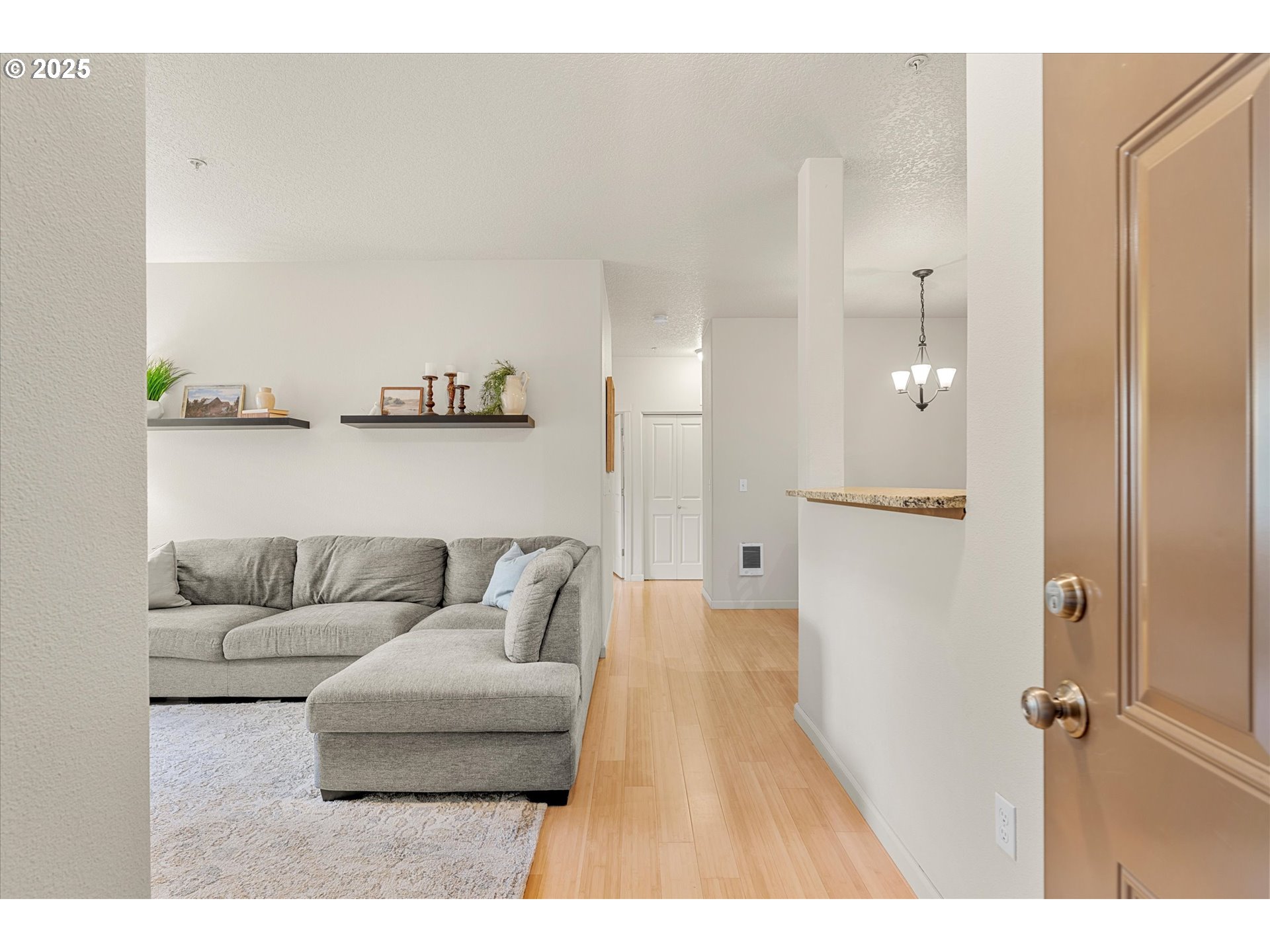 10664 NE HOLLY ST 104, Hillsboro Unit: 104