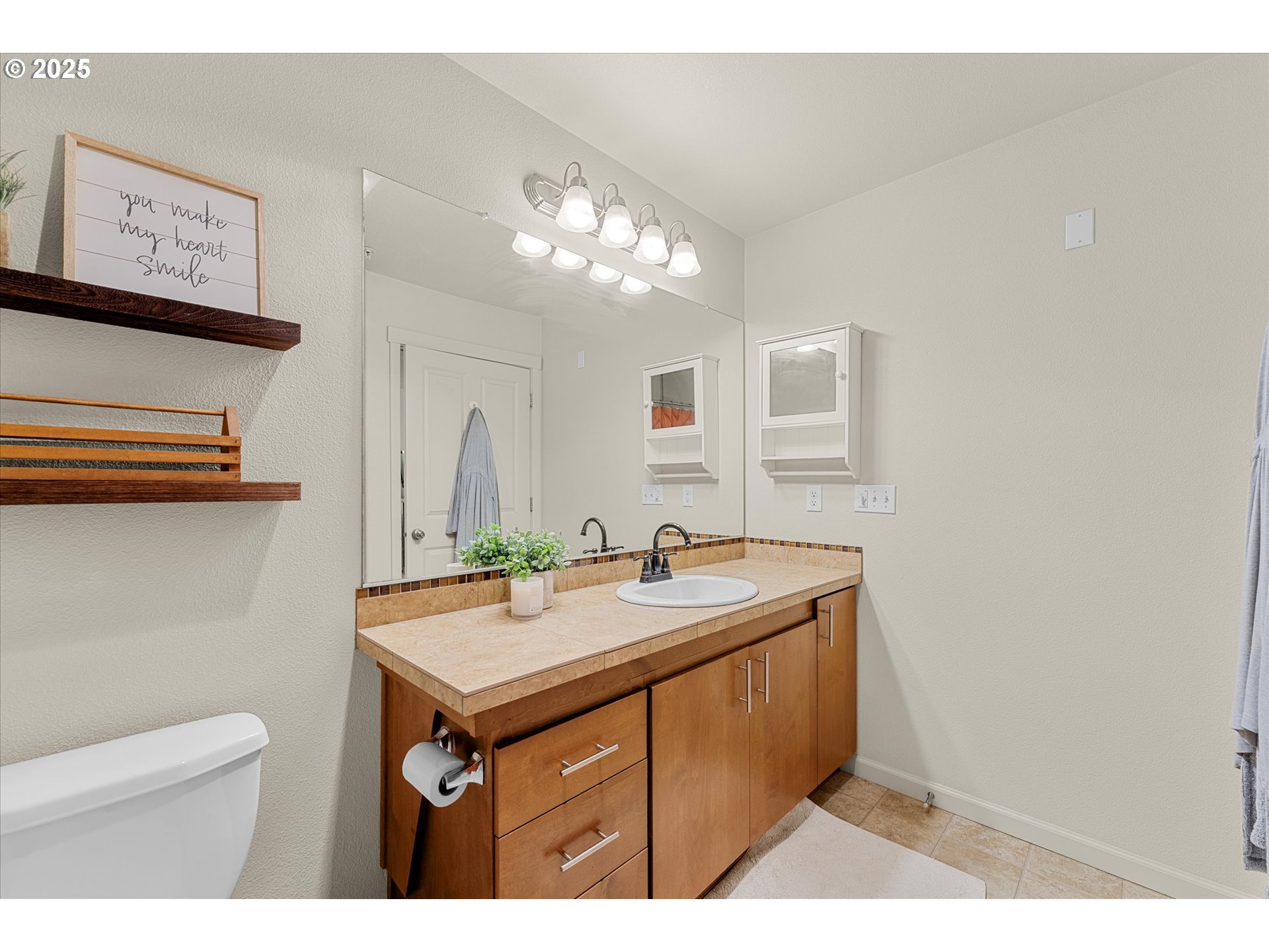 10664 NE HOLLY ST 104, Hillsboro Unit: 104