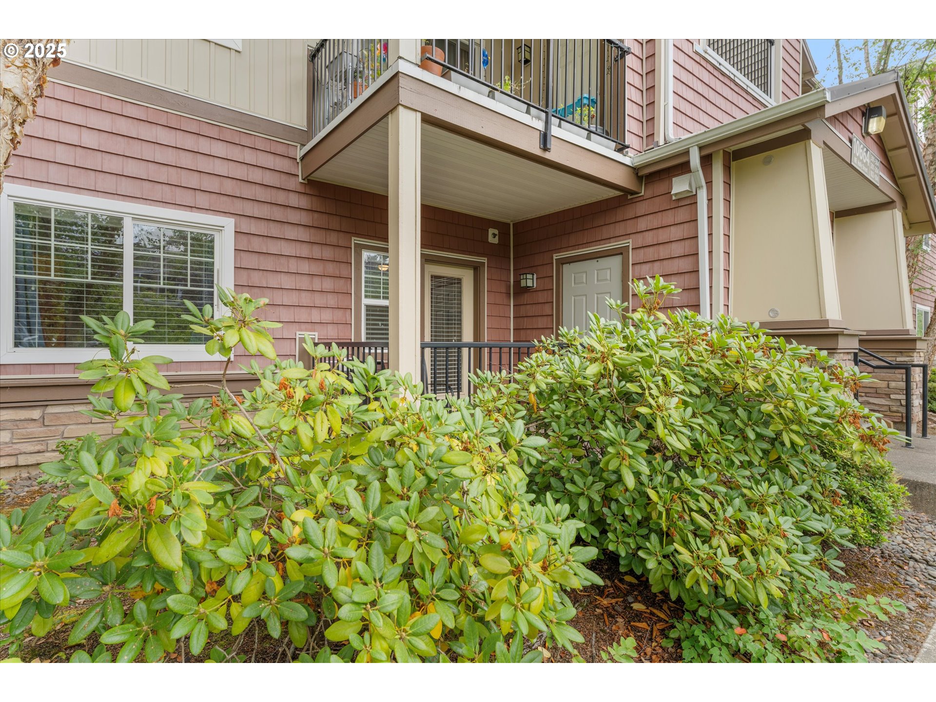 10664 NE HOLLY ST 104, Hillsboro Unit: 104
