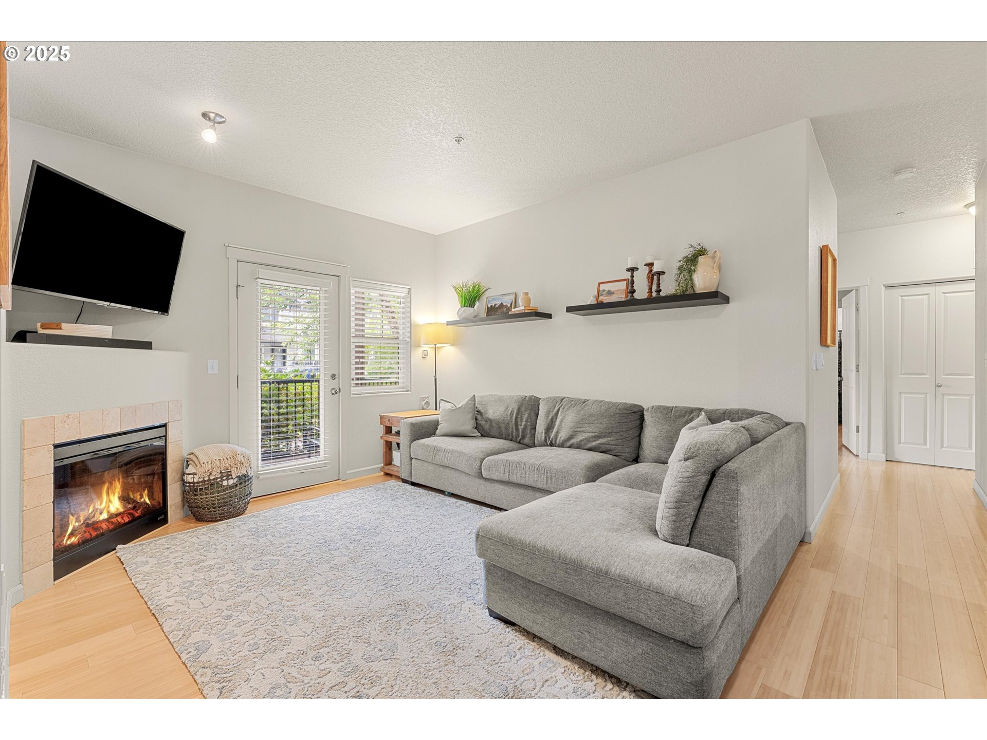 10664 NE HOLLY ST 104, Hillsboro Unit: 104