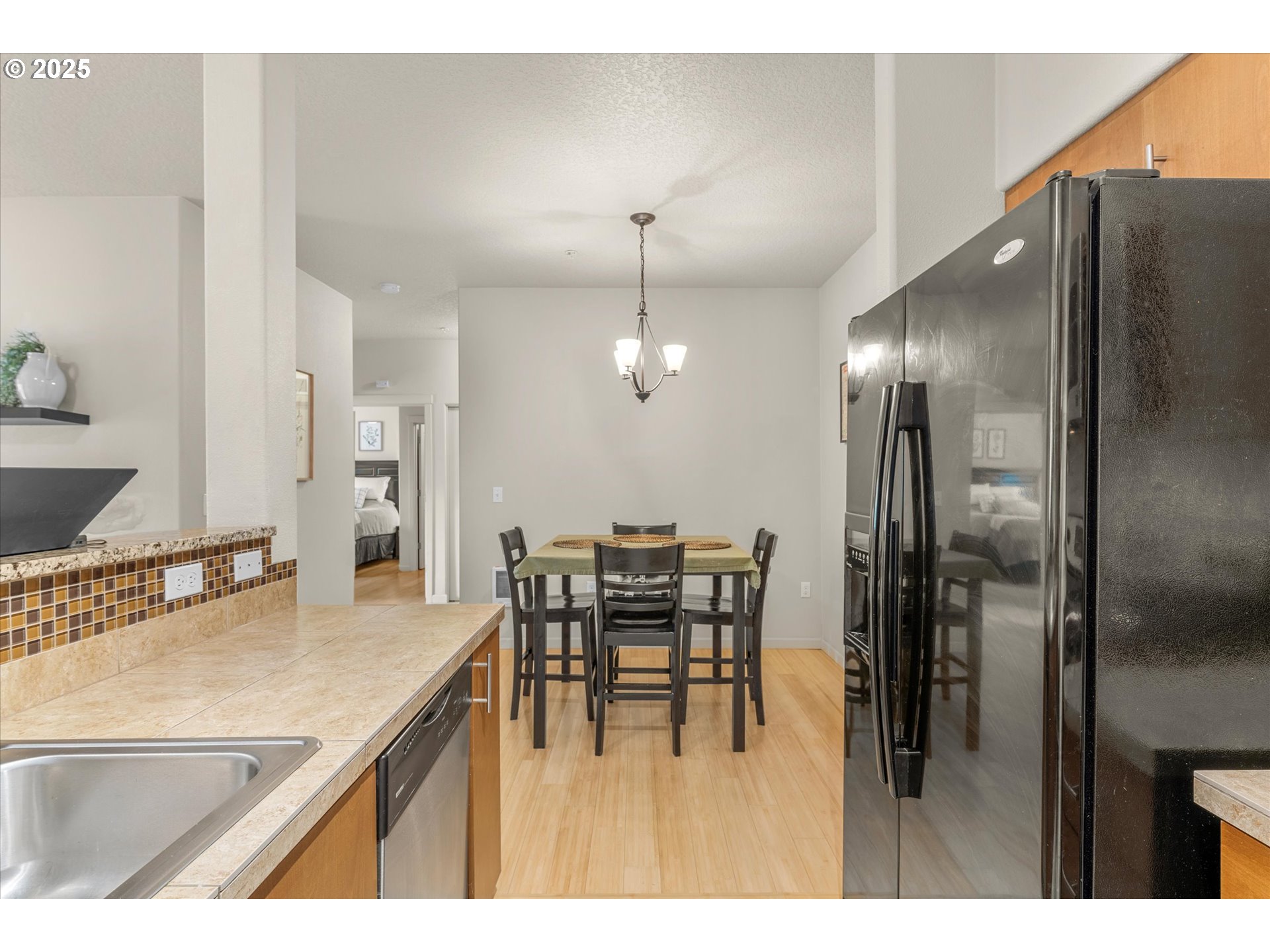 10664 NE HOLLY ST 104, Hillsboro Unit: 104