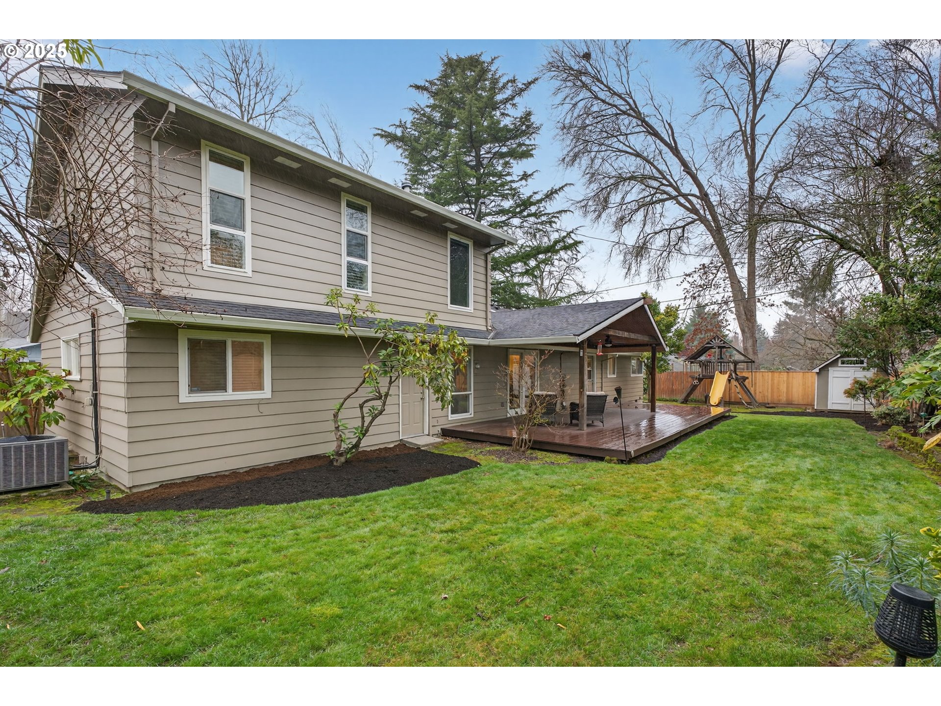 1480 SW HILLDALE AVE