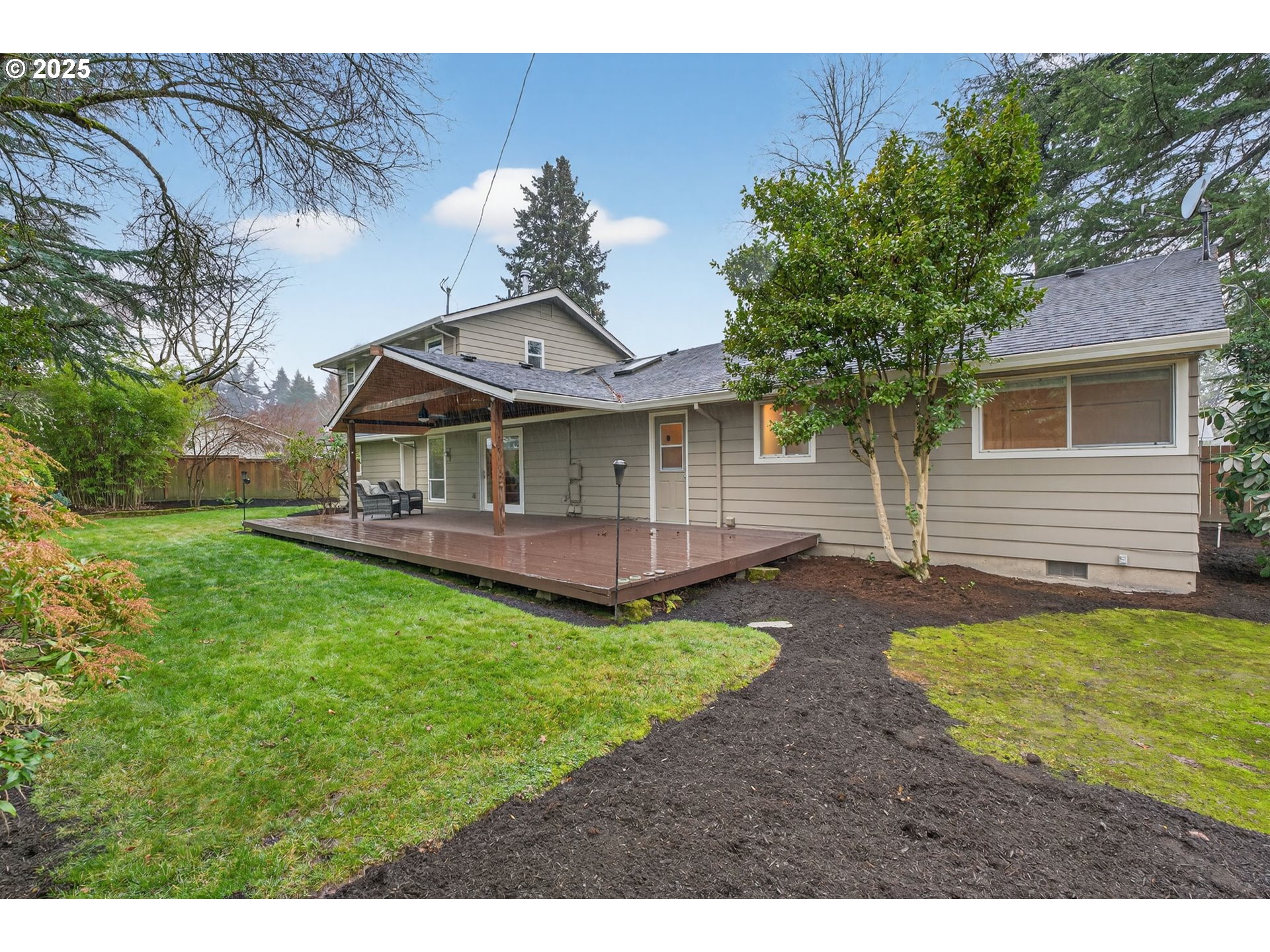 1480 SW HILLDALE AVE