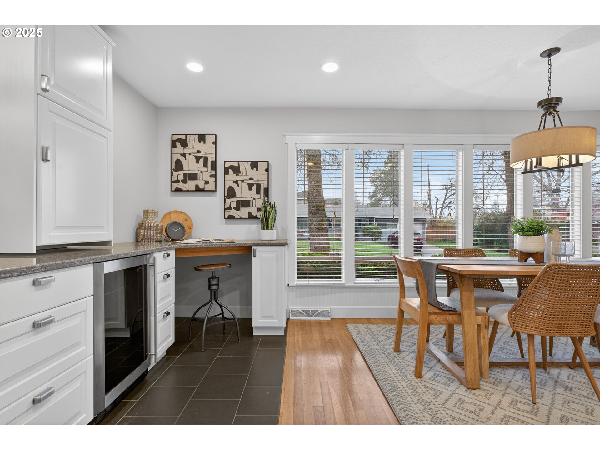 1480 SW HILLDALE AVE