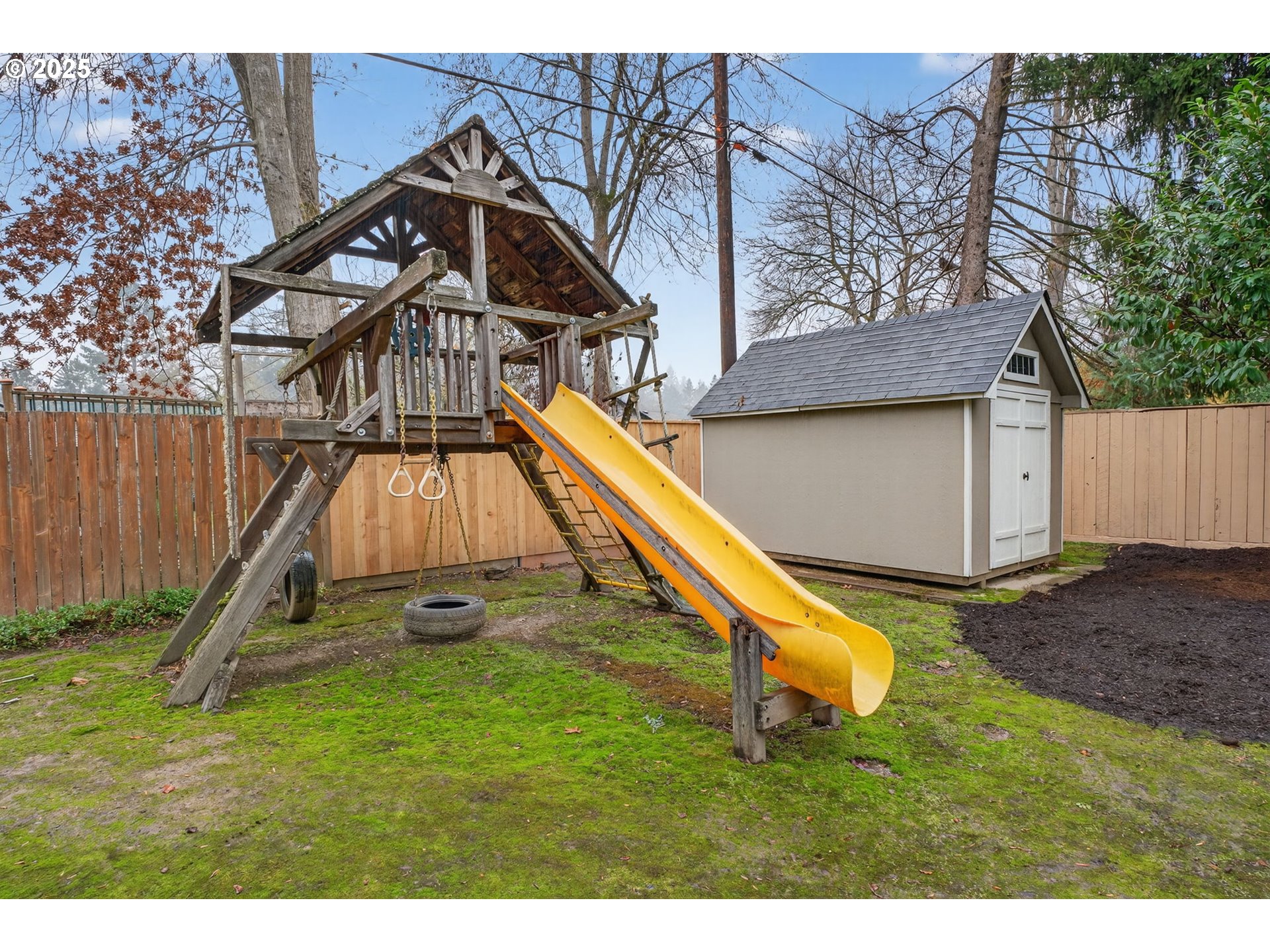 1480 SW HILLDALE AVE