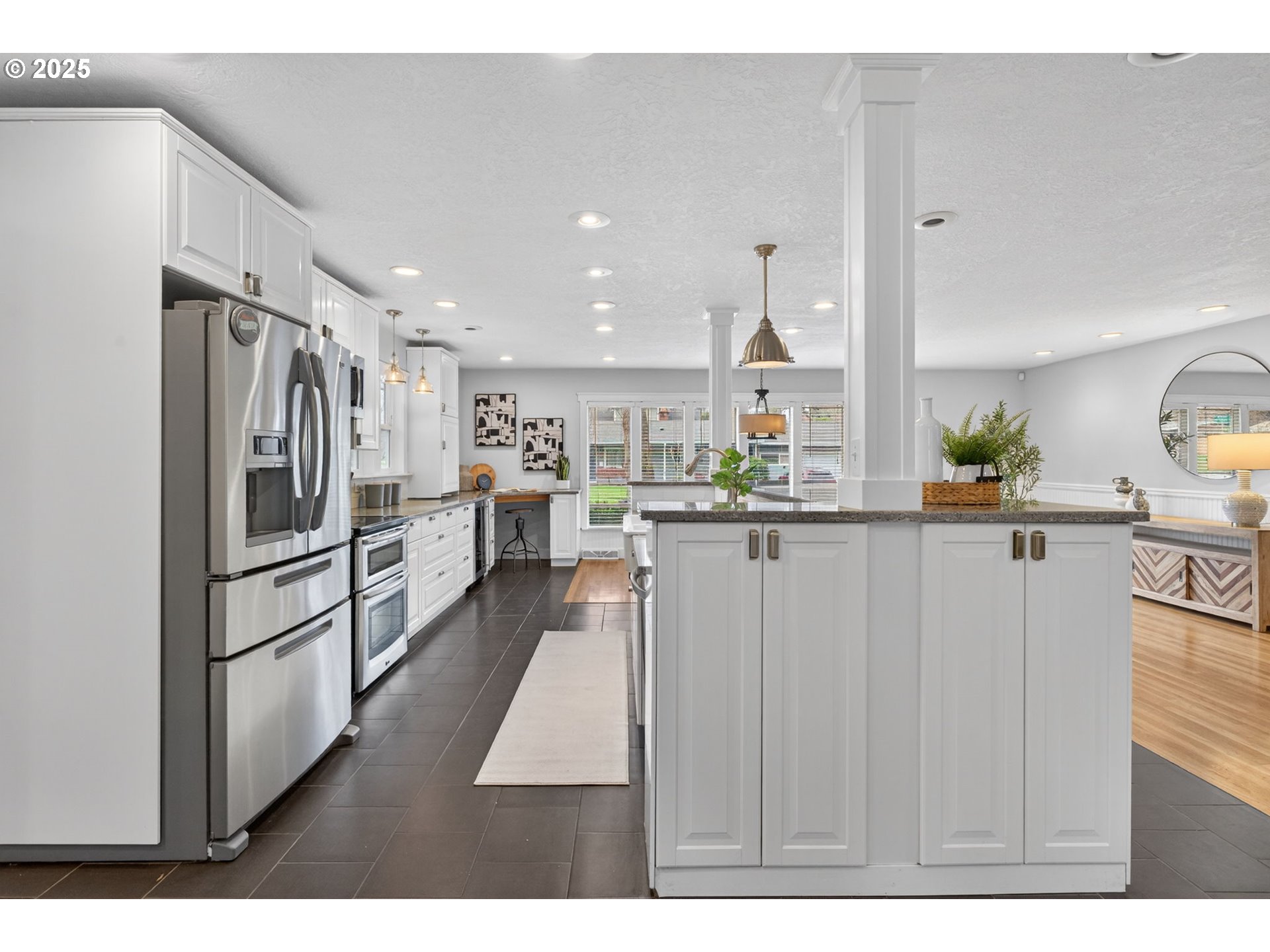 1480 SW HILLDALE AVE