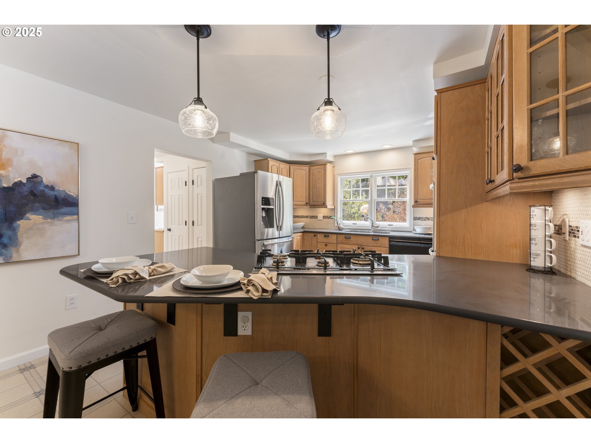 1604 COUNTRY CLUB RD