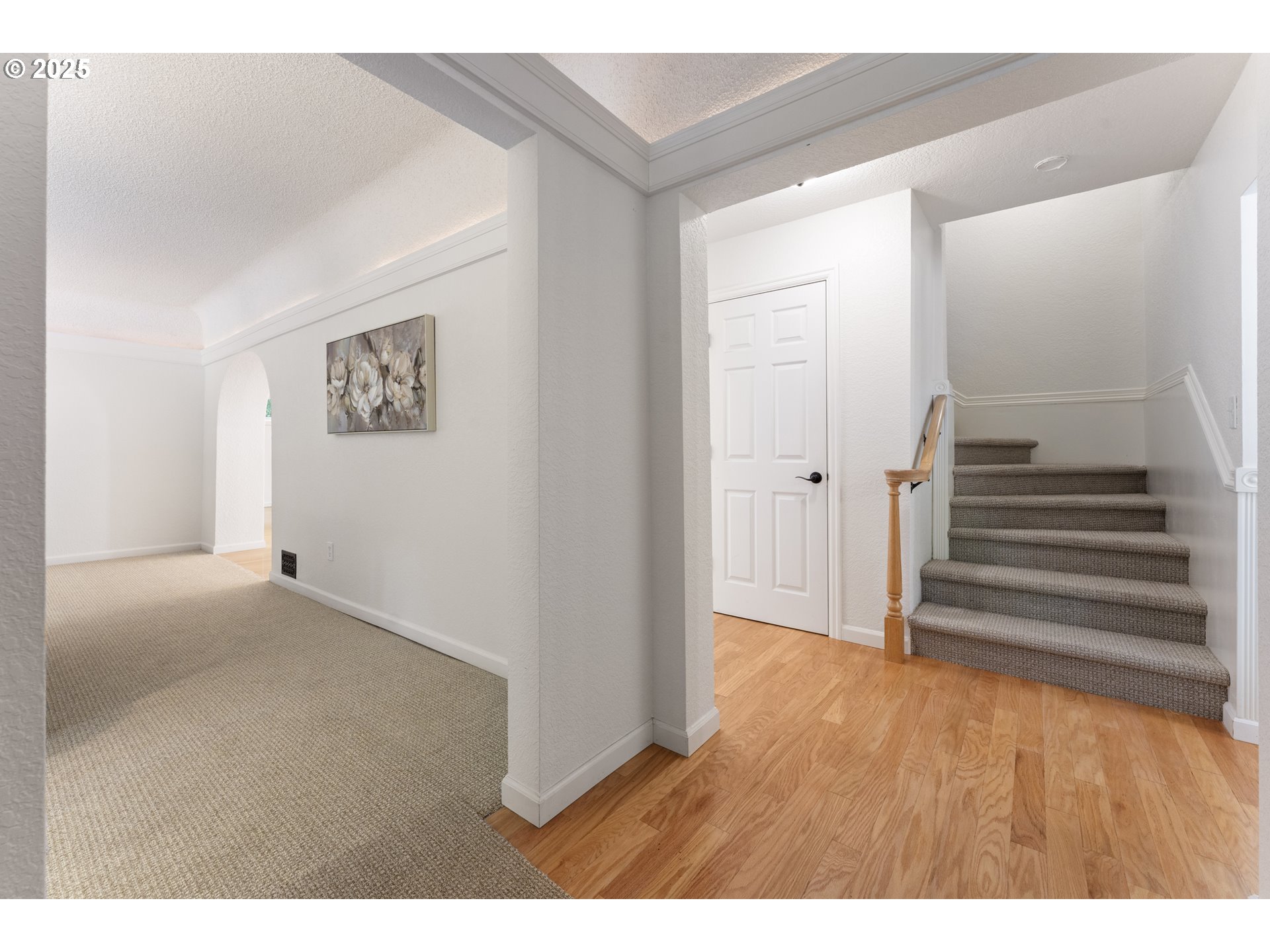 1604 COUNTRY CLUB RD