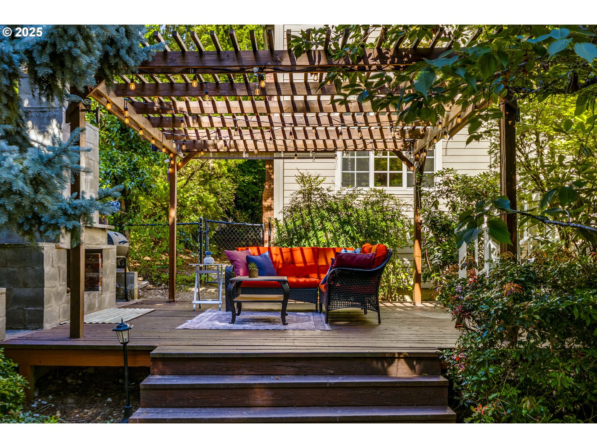 12889 NW LORRAINE DR