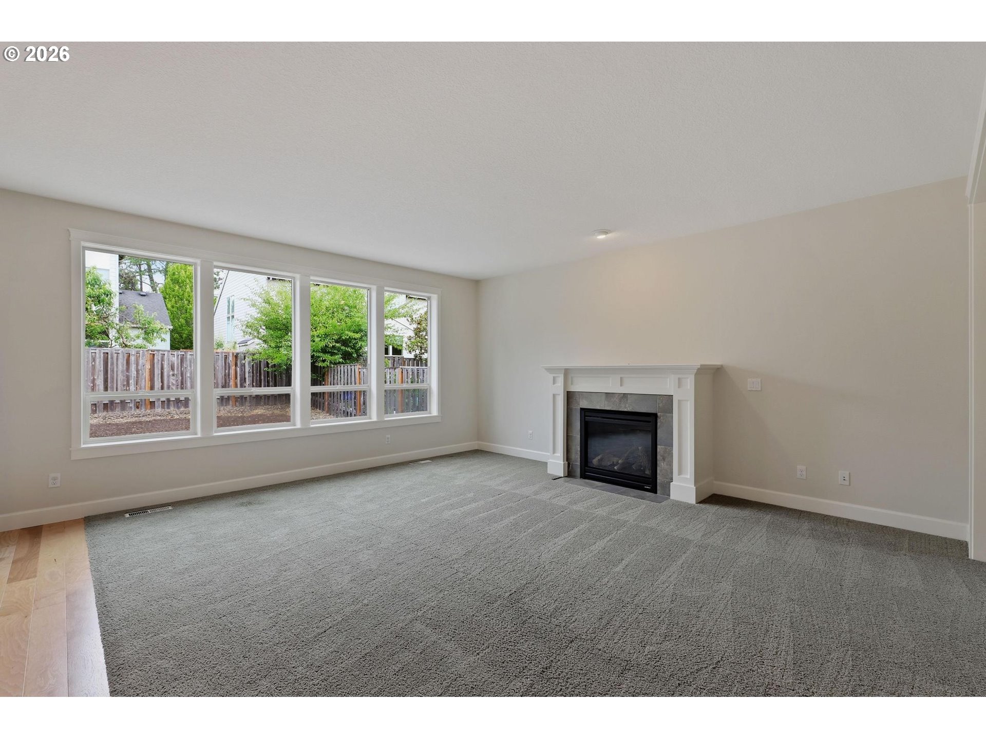 655 NW WILLOW GLEN PL