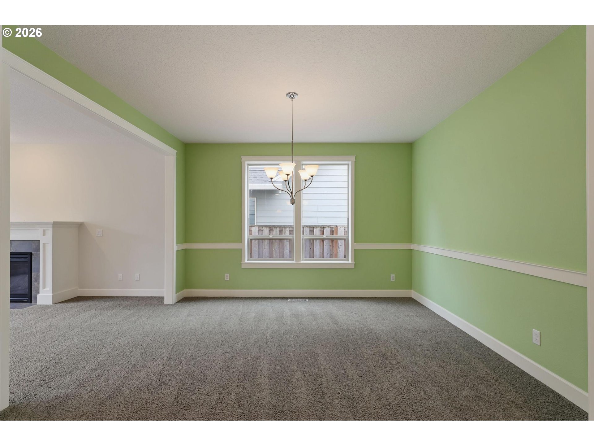 655 NW WILLOW GLEN PL