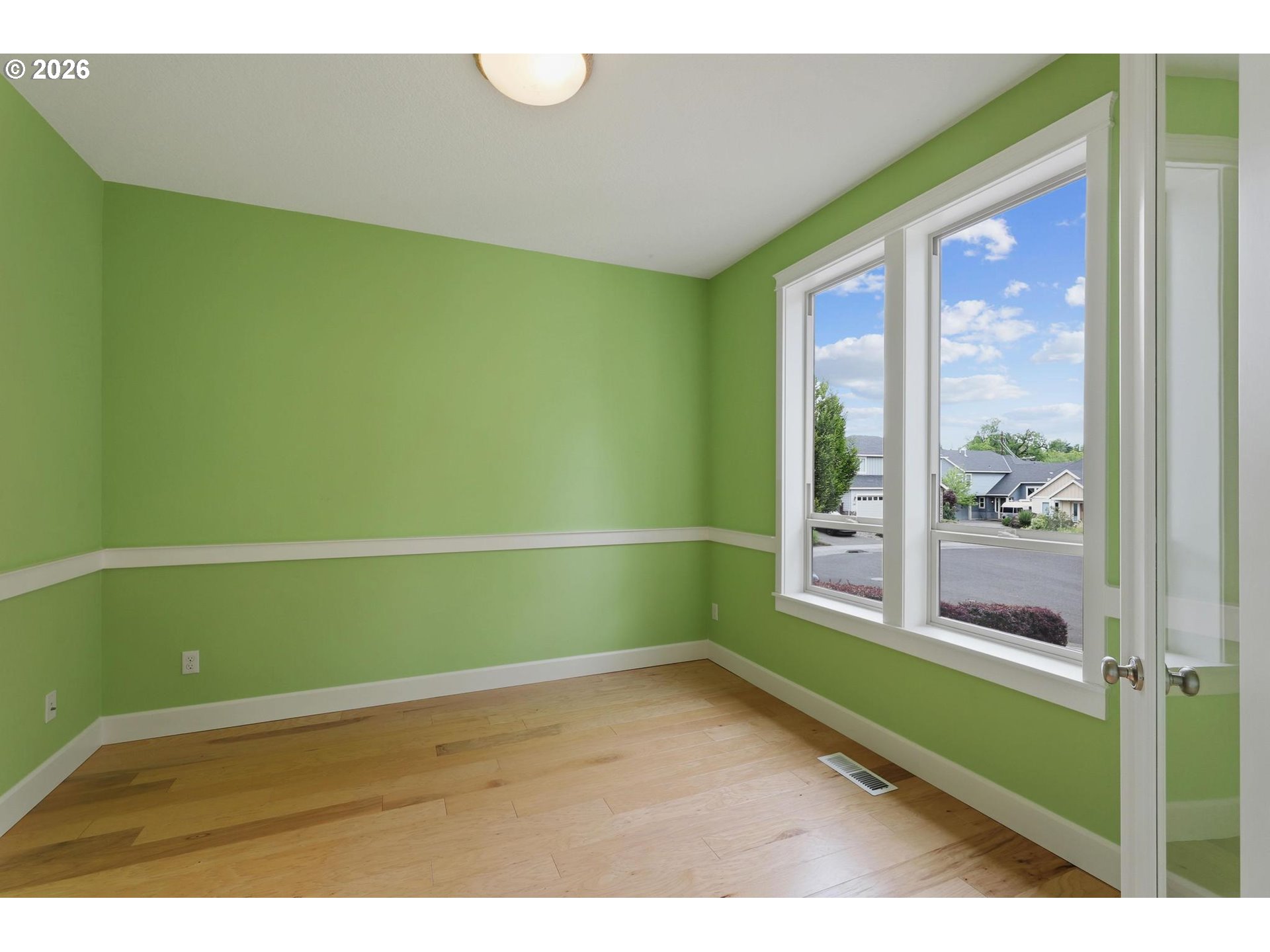 655 NW WILLOW GLEN PL