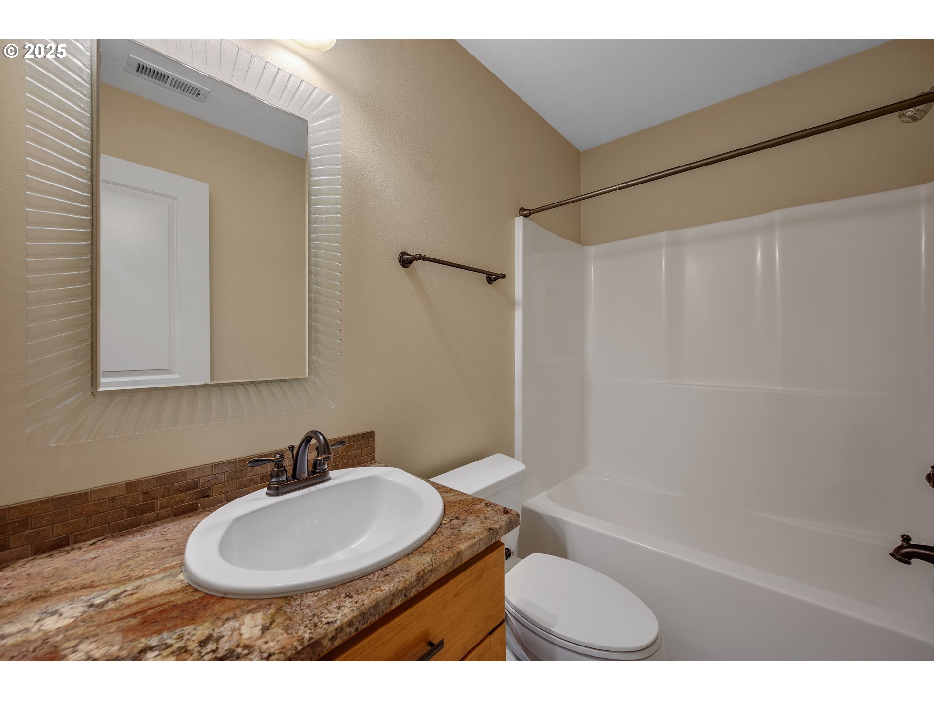 1120 NW BAKER CREEK RD, McMinnville