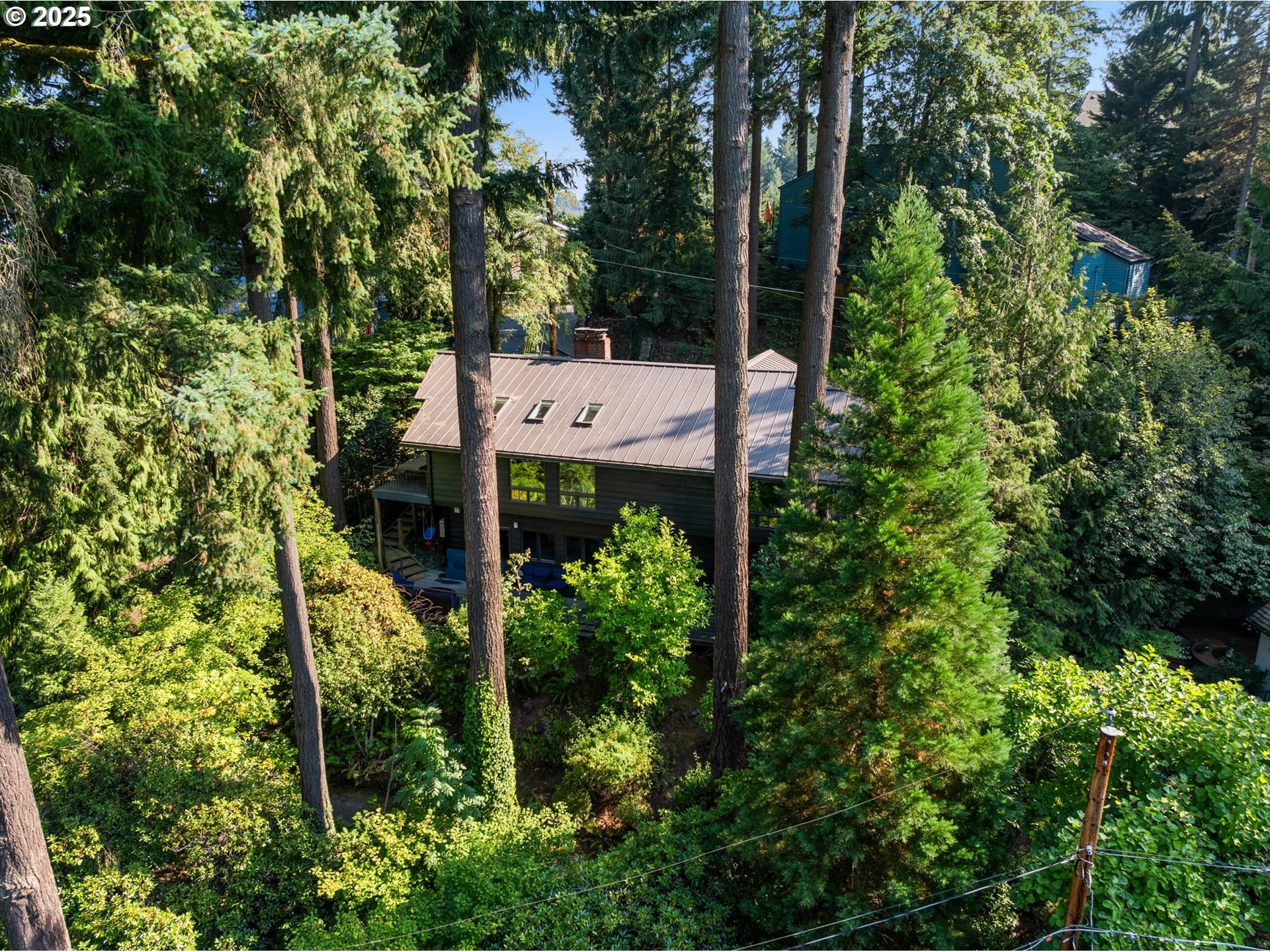 2883 SW CHAMPLAIN DR