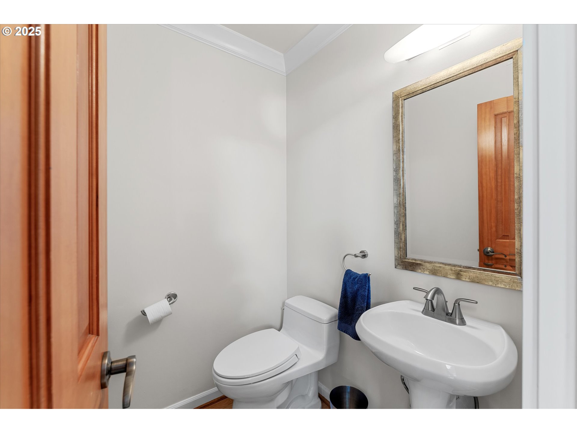 2883 SW CHAMPLAIN DR