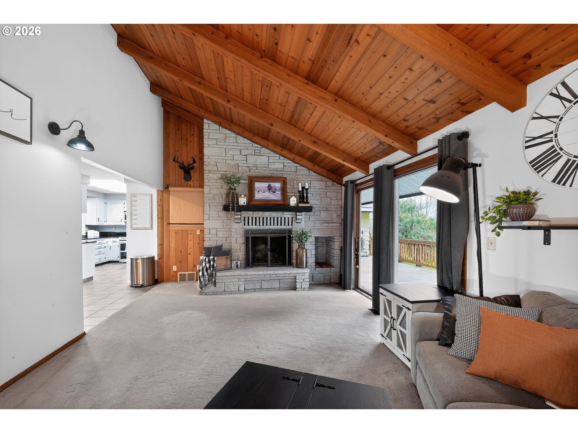 735 SW MILL ST