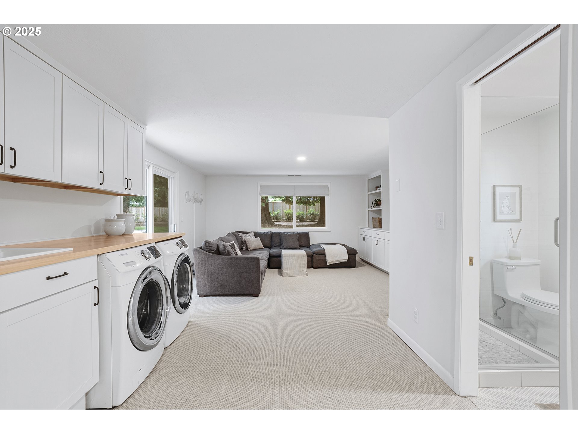 2060 SW KNOLLCREST DR