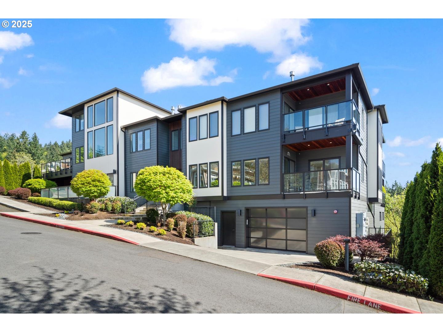 3034 NW MONTARA LOOP 104