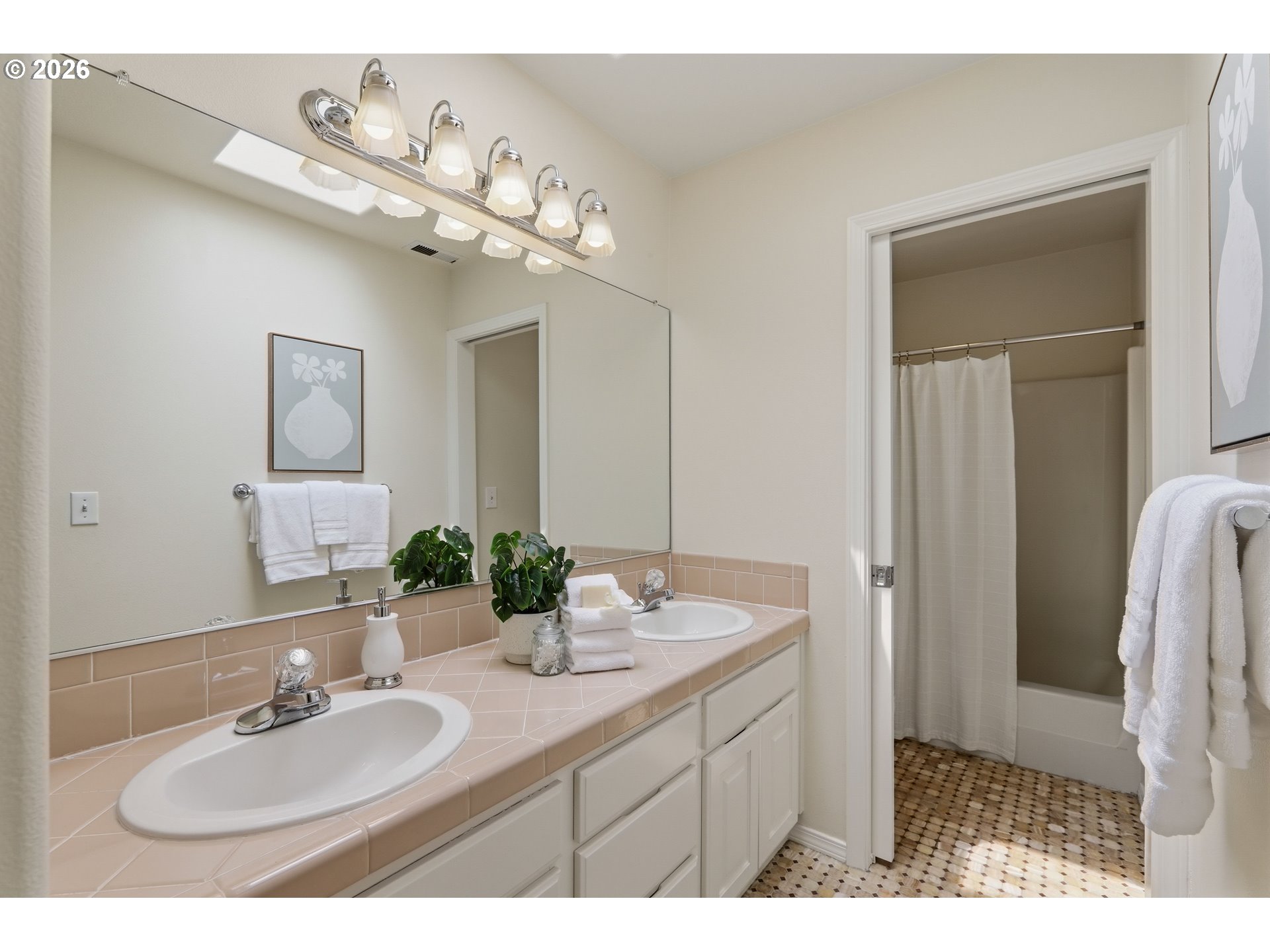9592 NW ARBORVIEW DR