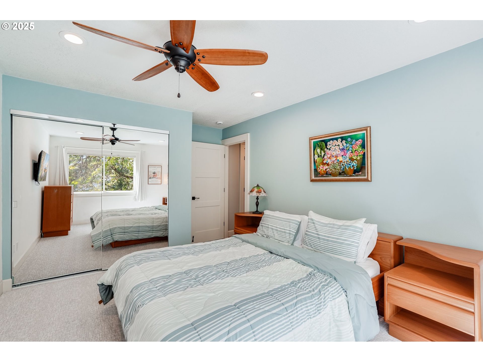 92 GREENRIDGE CT