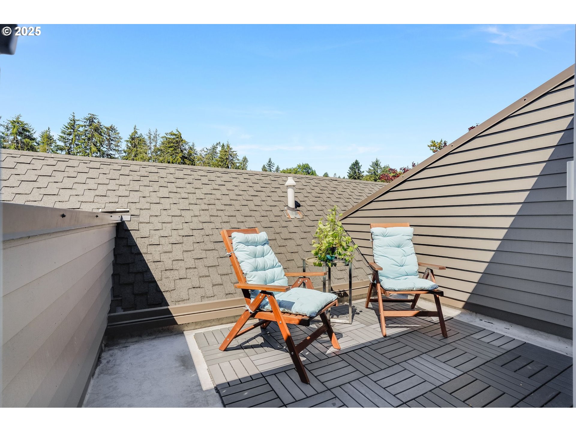 92 GREENRIDGE CT