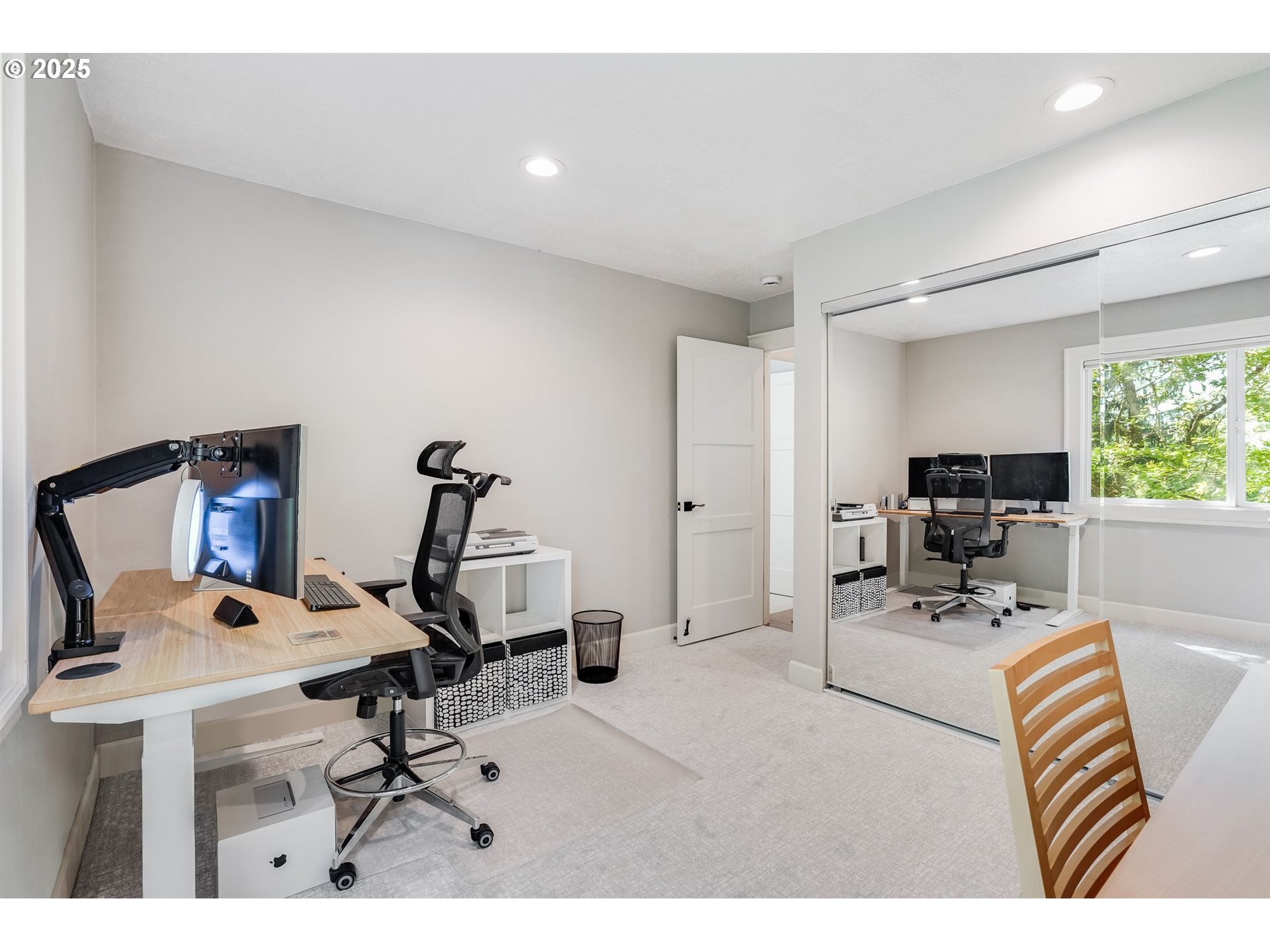 92 GREENRIDGE CT
