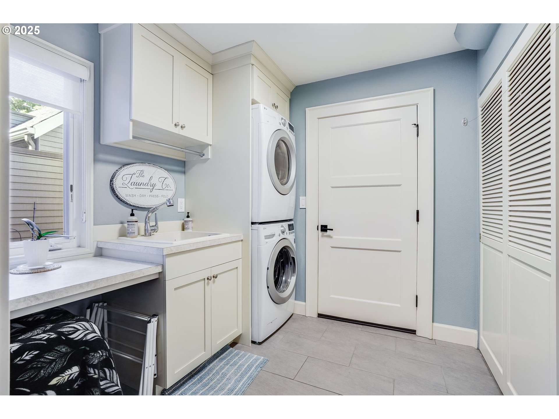 92 GREENRIDGE CT