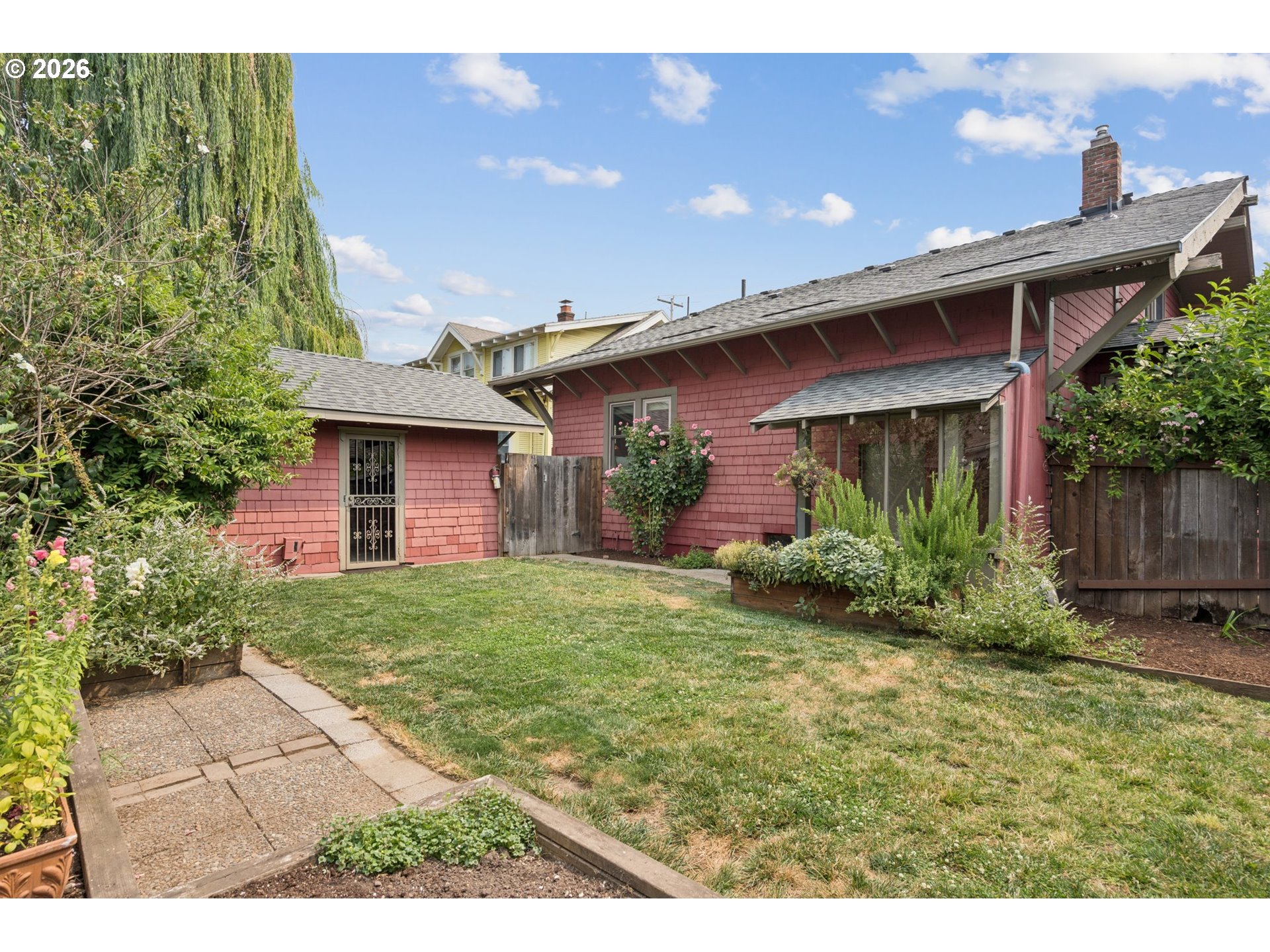 1915 NE 46TH AVE