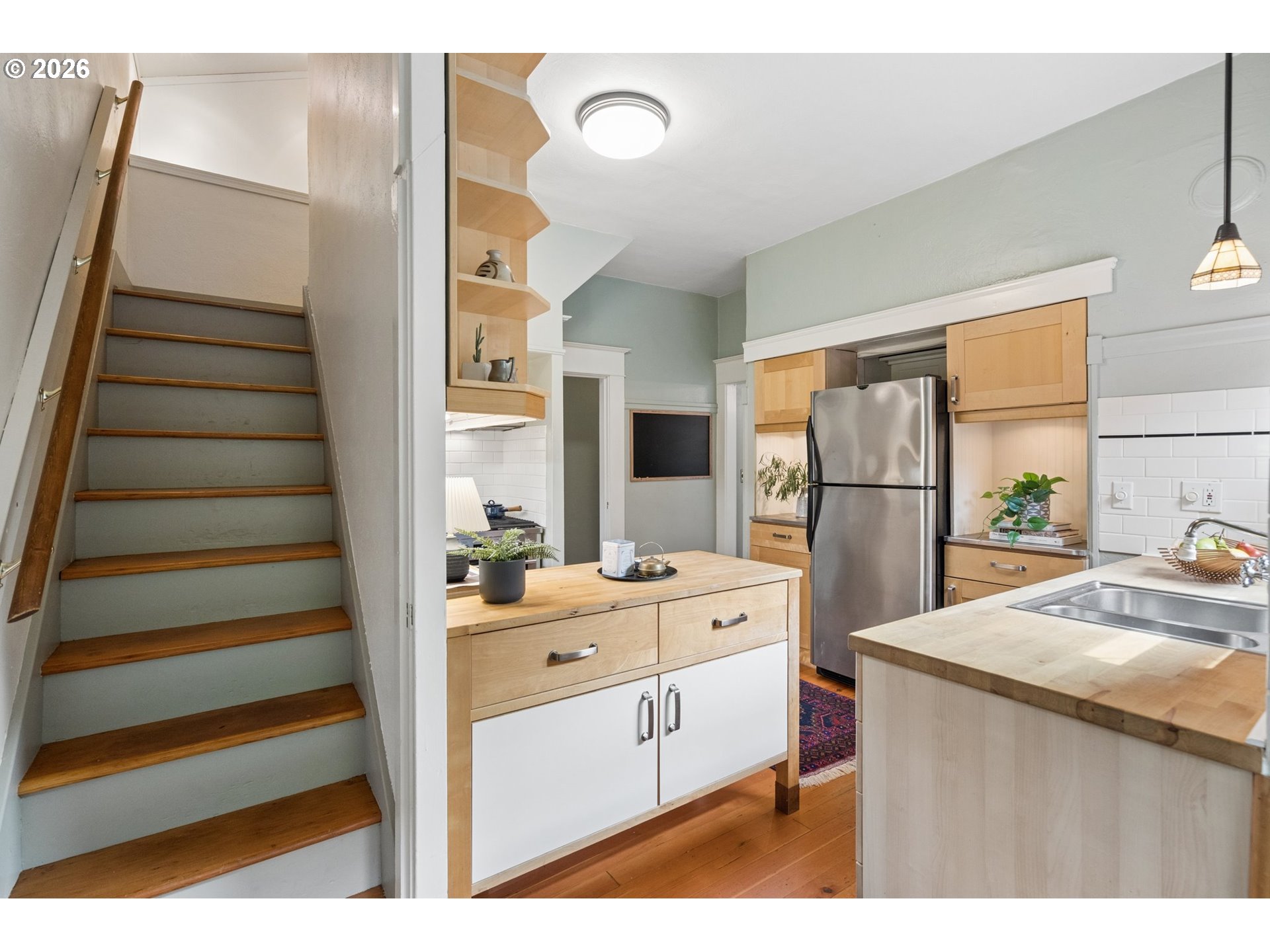 1915 NE 46TH AVE