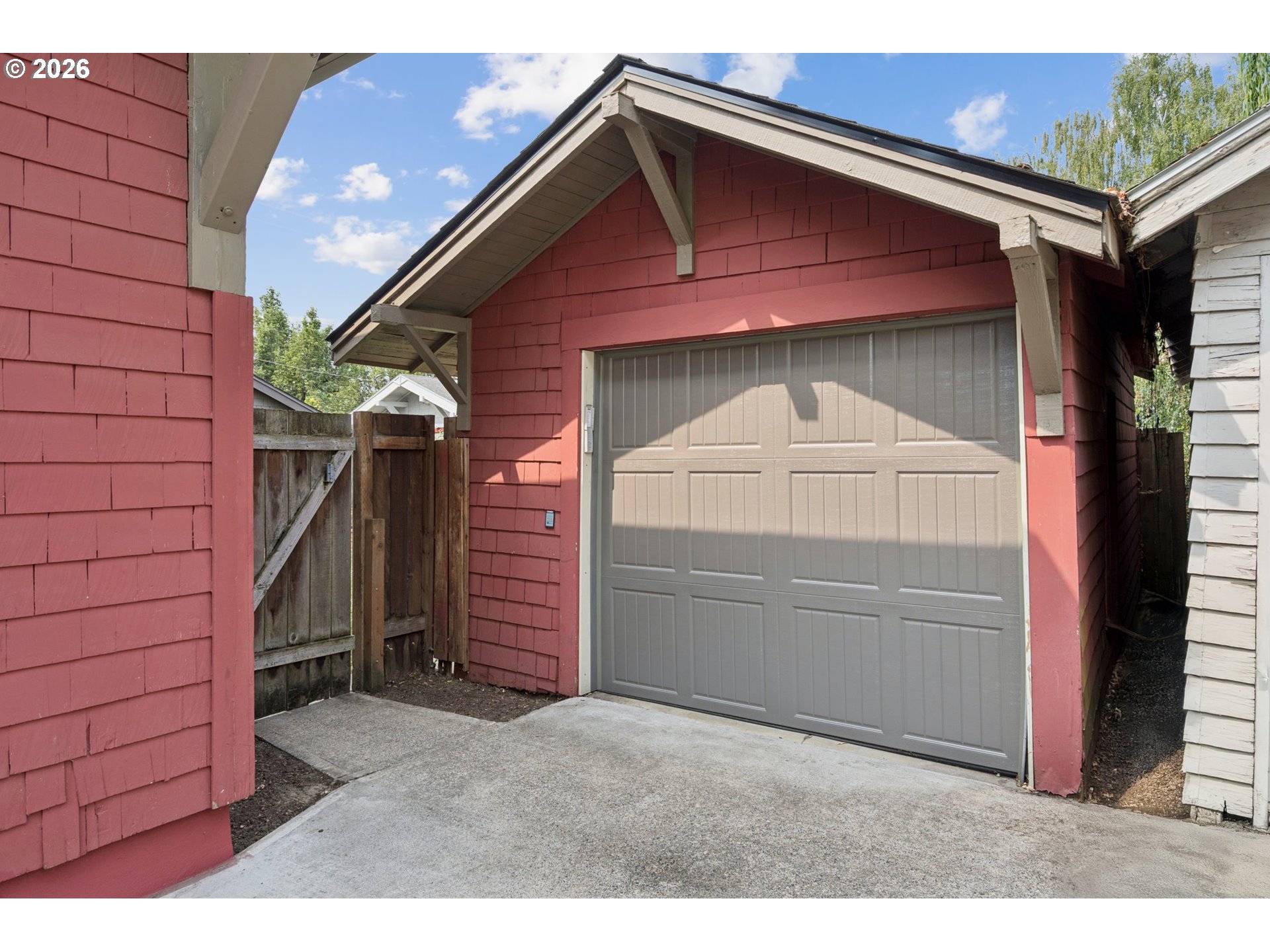 1915 NE 46TH AVE