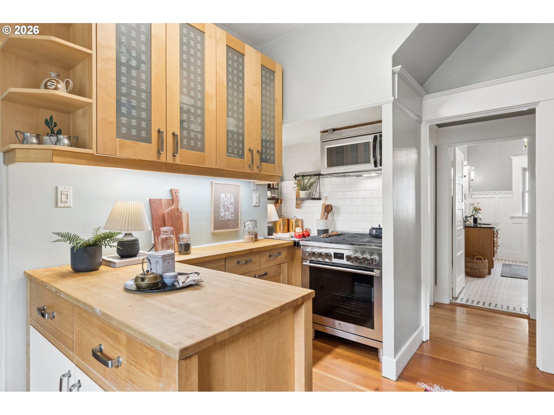 1915 NE 46TH AVE