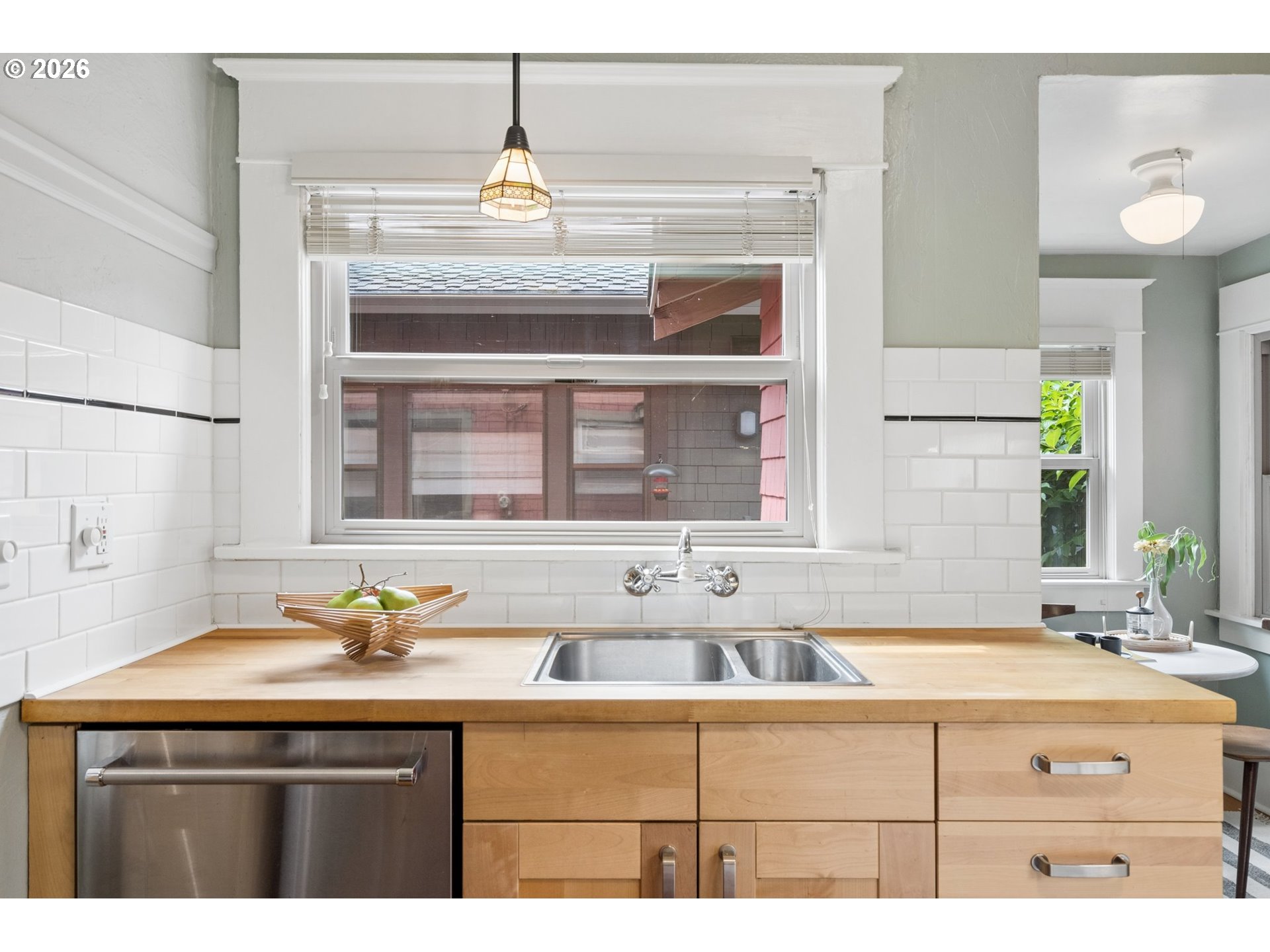 1915 NE 46TH AVE