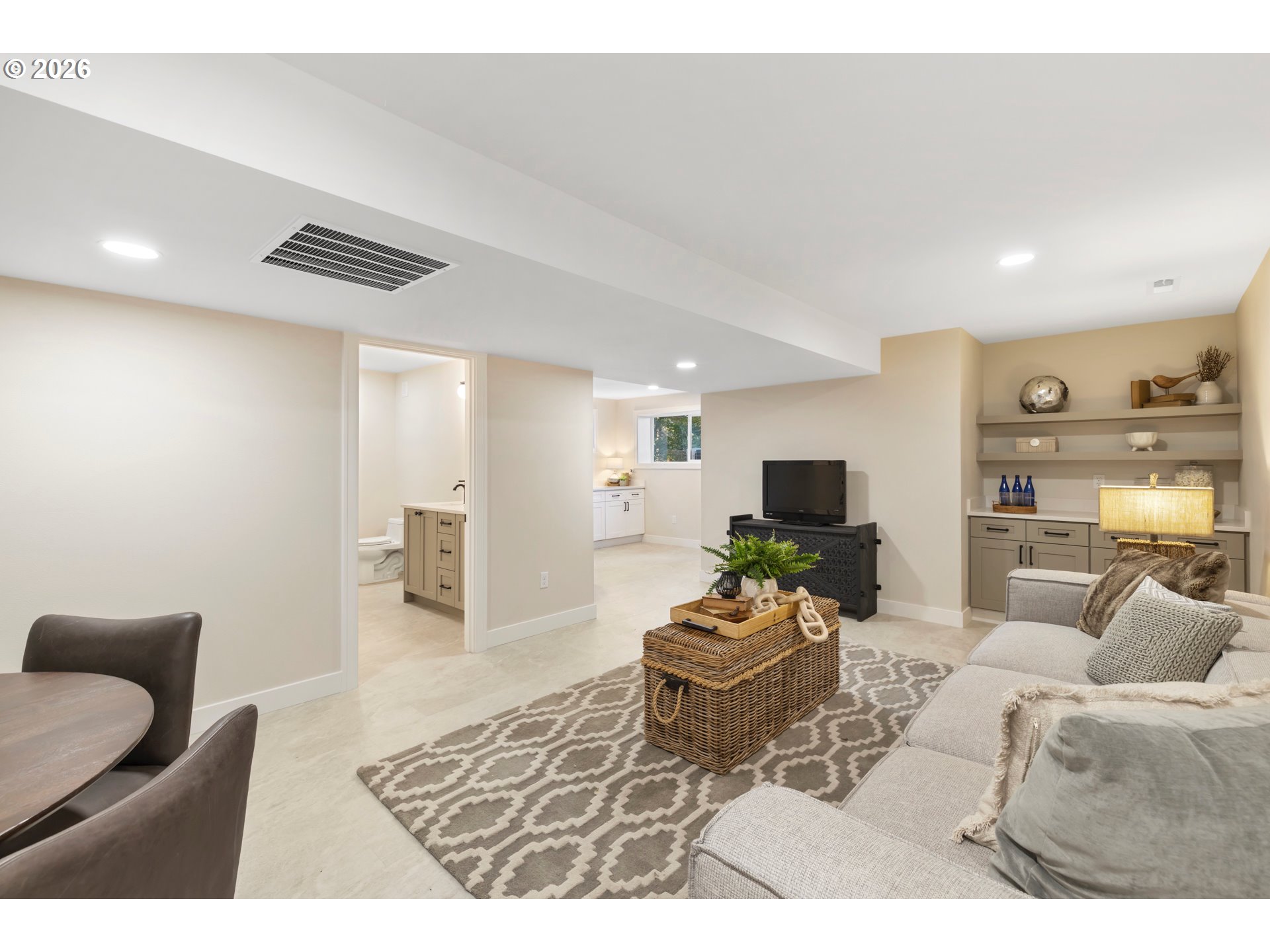 17706 TREE TOP WAY