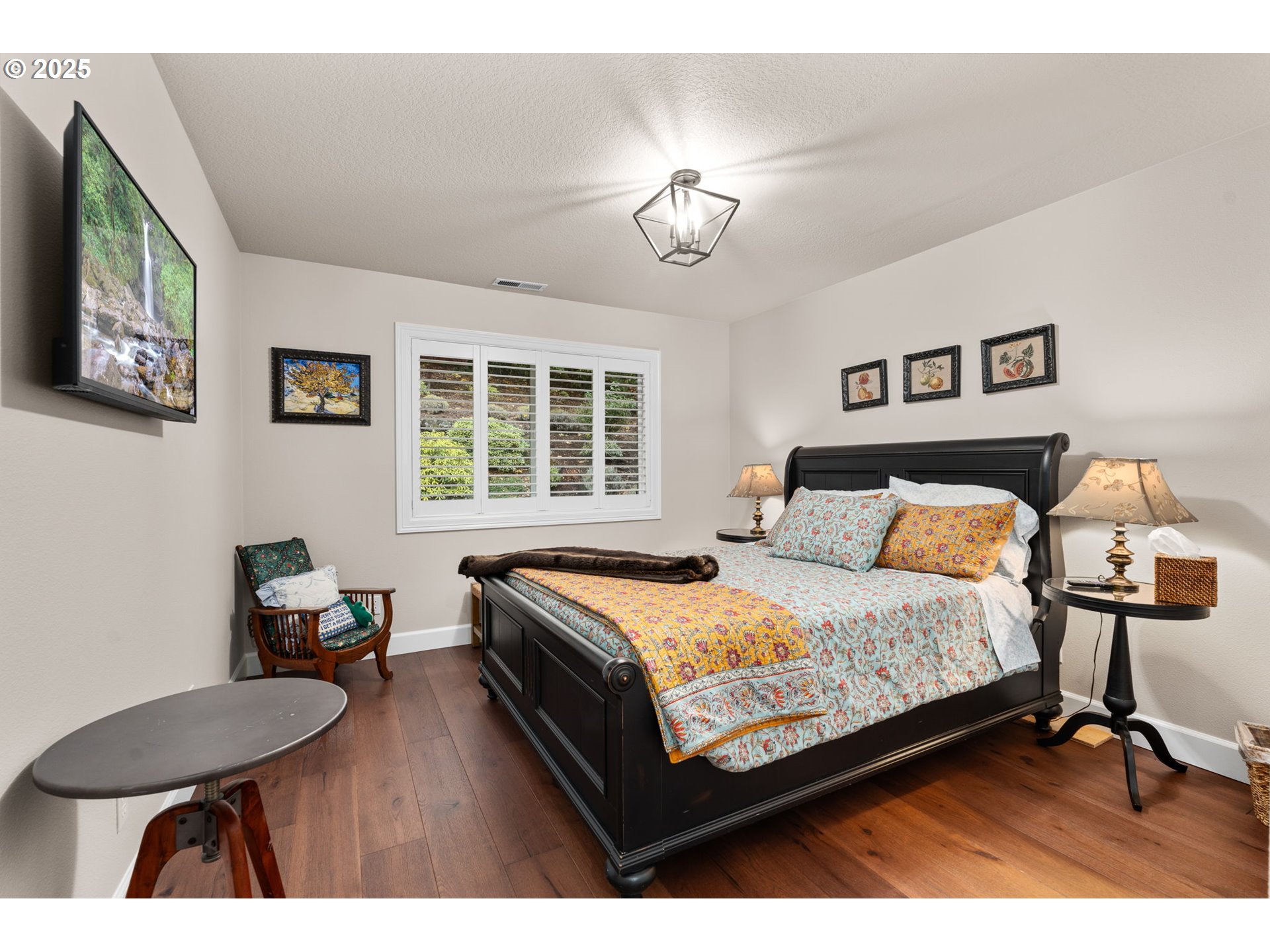 7717 NW BLUE POINTE LN