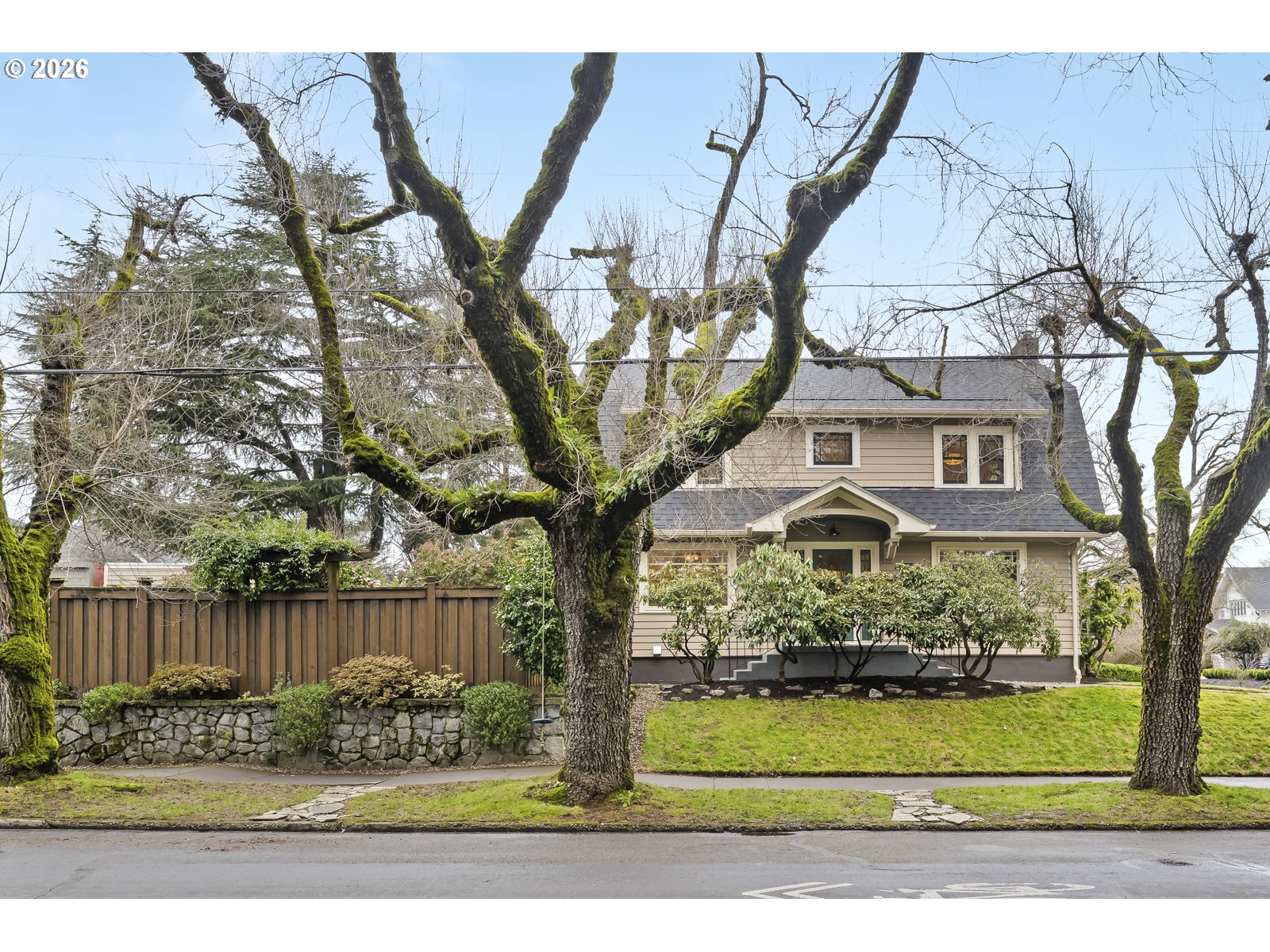 4033 NE KLICKITAT ST