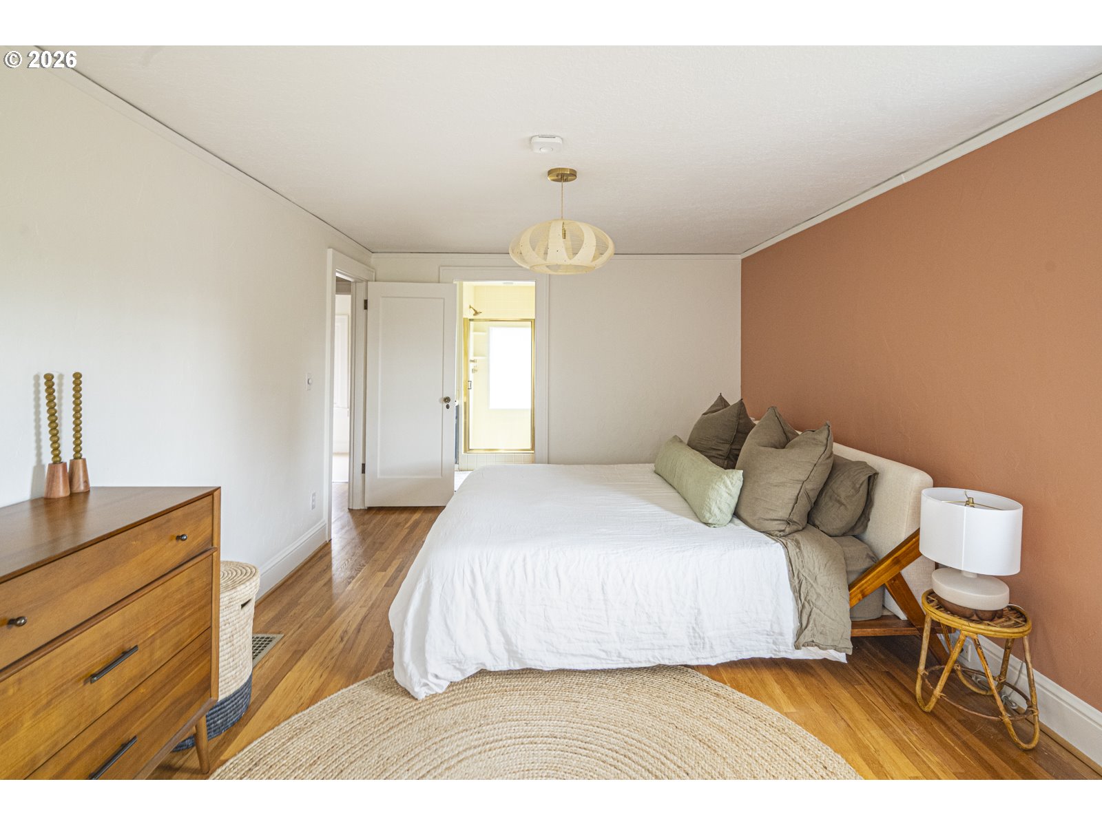 4033 NE KLICKITAT ST