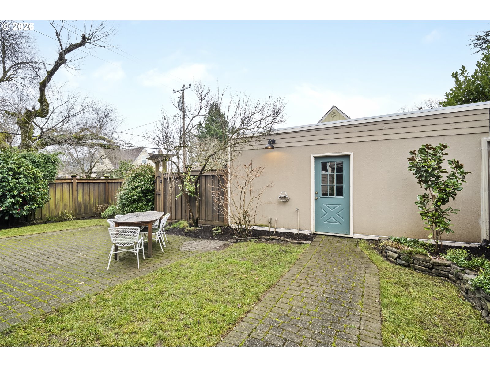 4033 NE KLICKITAT ST