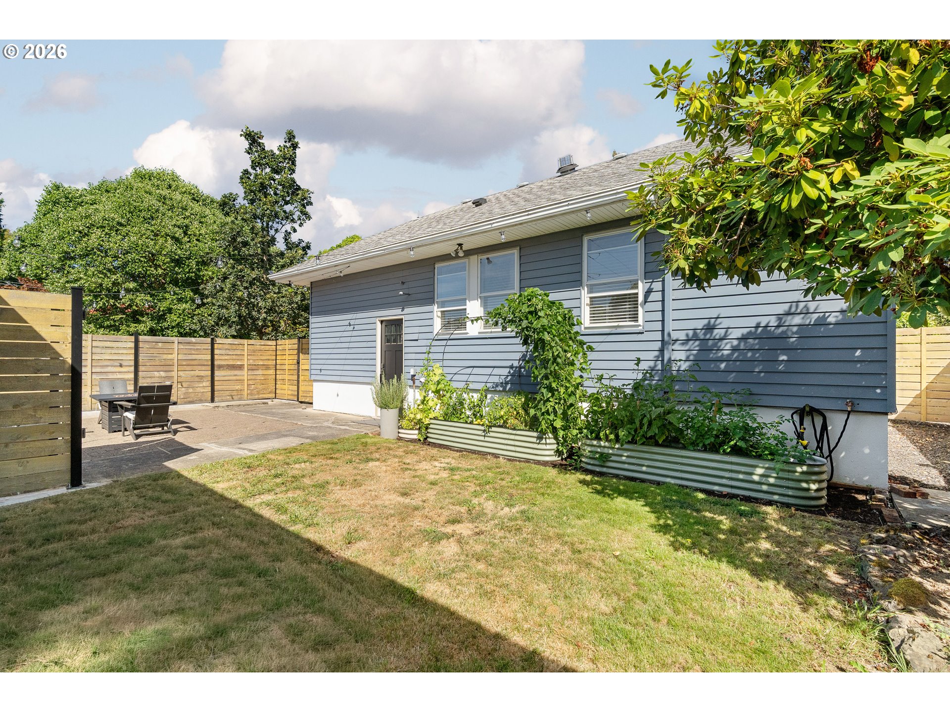 2643 NE 43RD AVE
