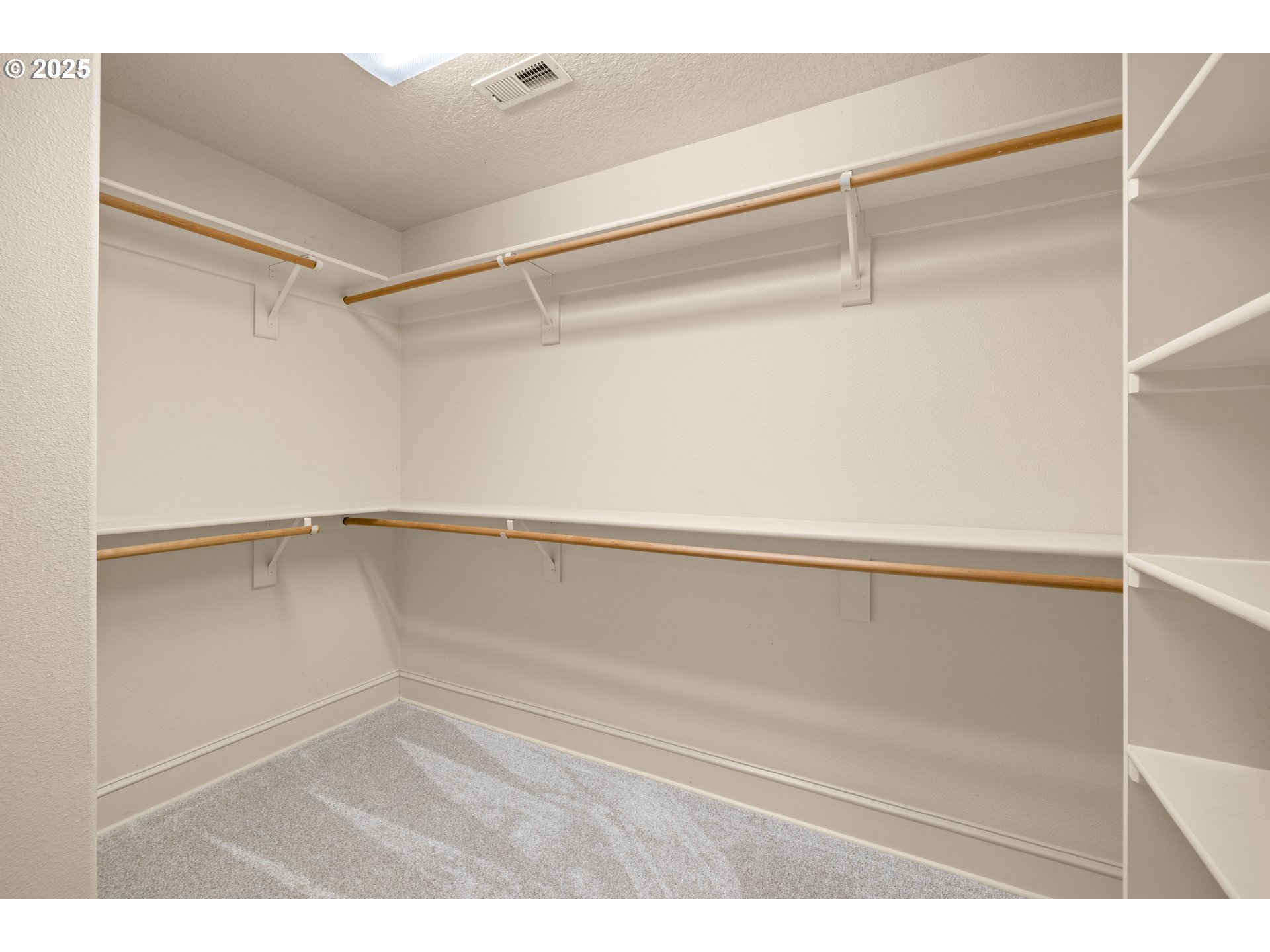 17292 SW MONTAGUE WAY