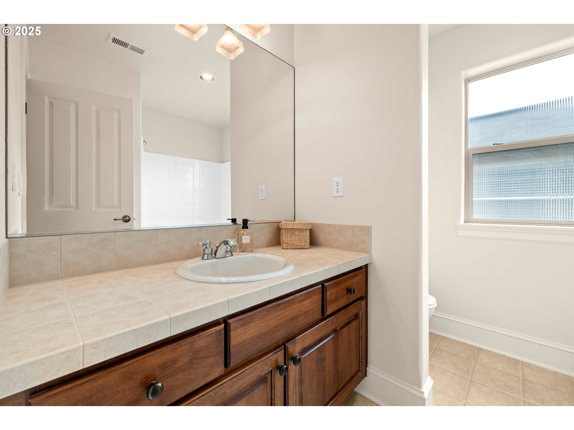 17292 SW MONTAGUE WAY