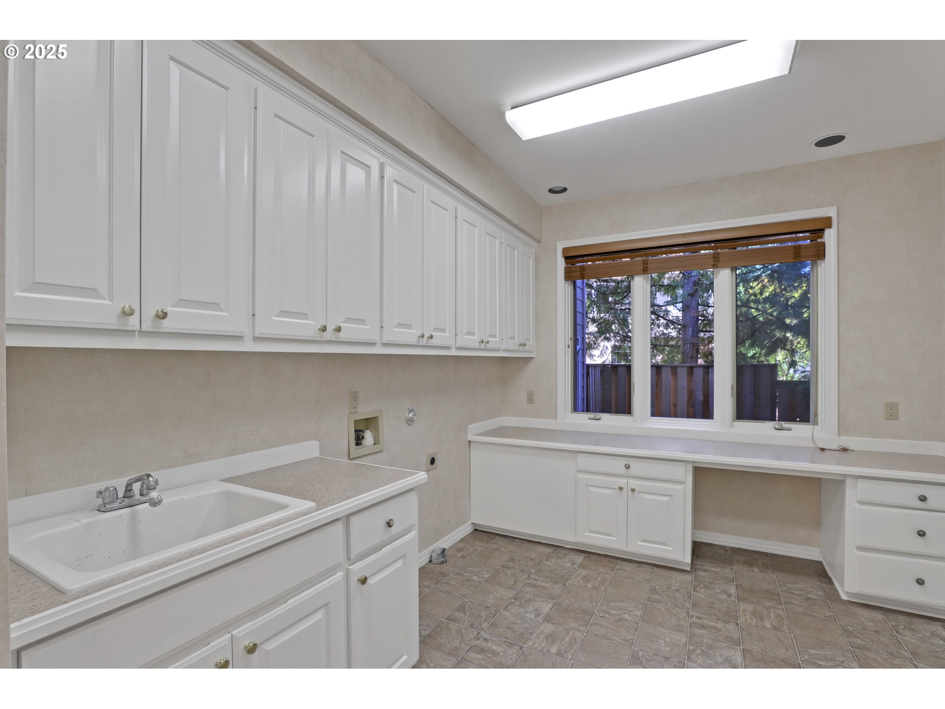 3147 NW 114TH TER