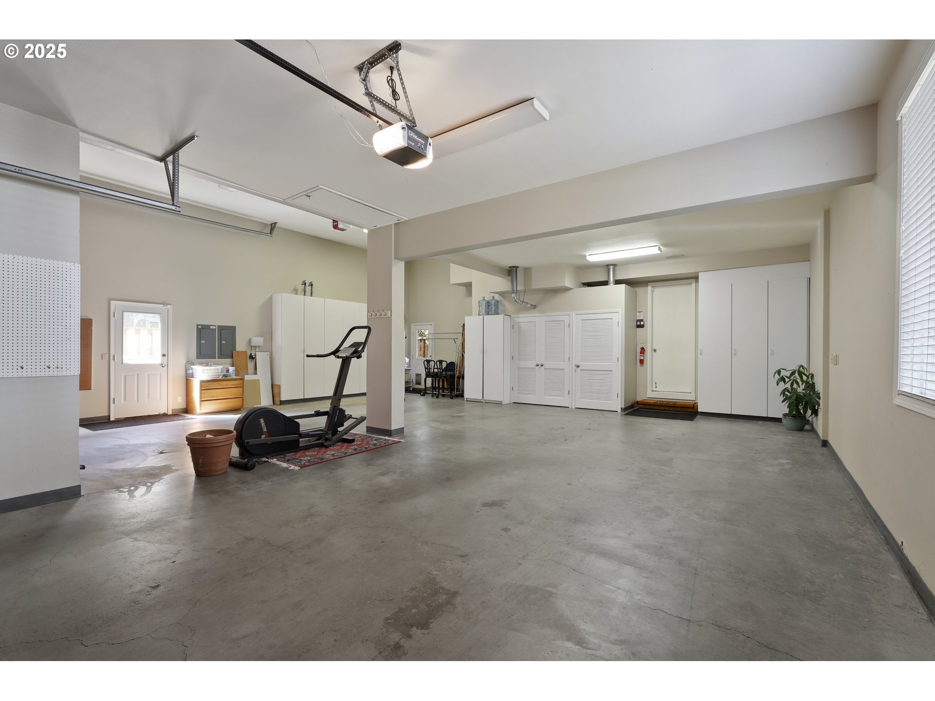 3147 NW 114TH TER