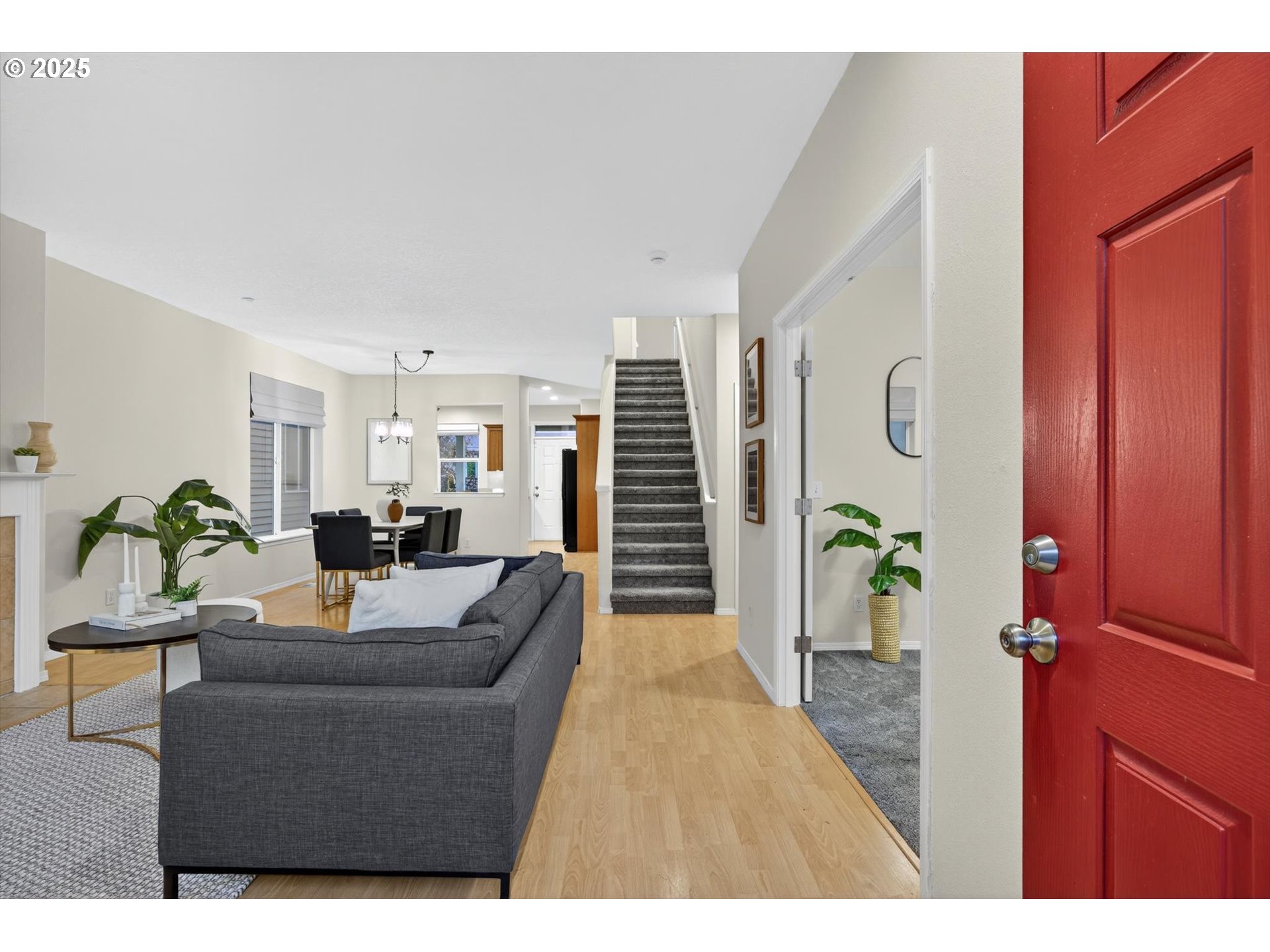 5658 NE ORENCO GARDENS DR