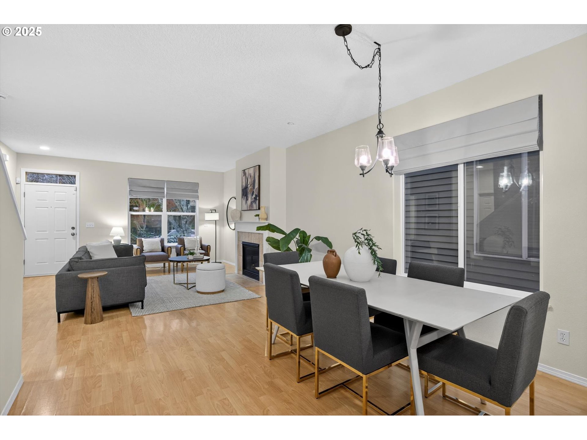 5658 NE ORENCO GARDENS DR