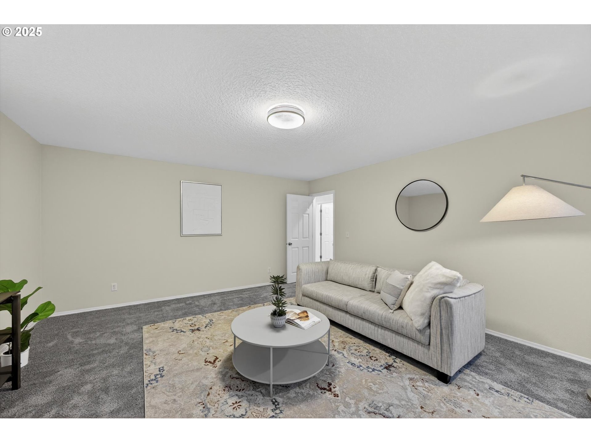 5658 NE ORENCO GARDENS DR