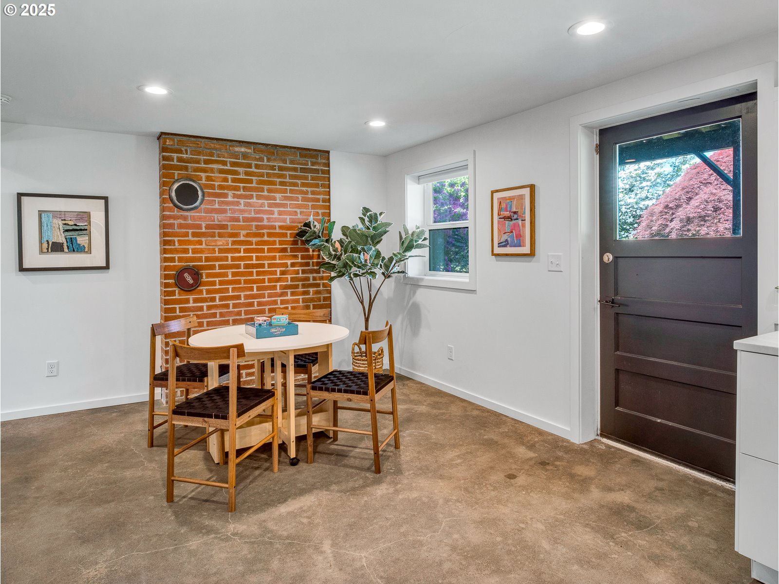 7024 NE 23RD AVE