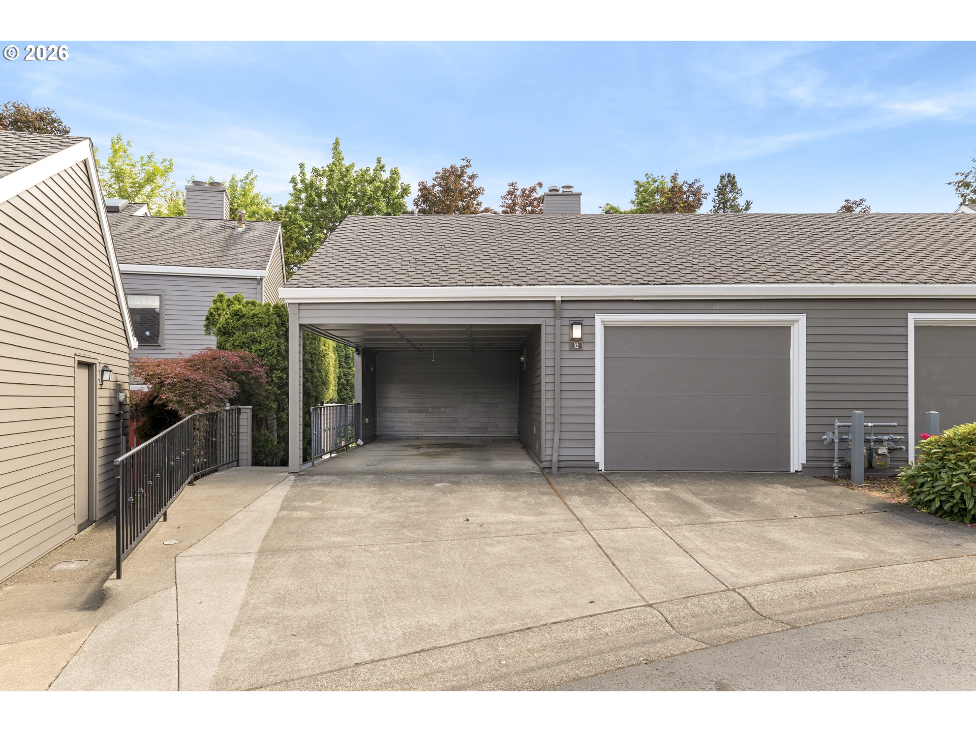32 GREENRIDGE CT